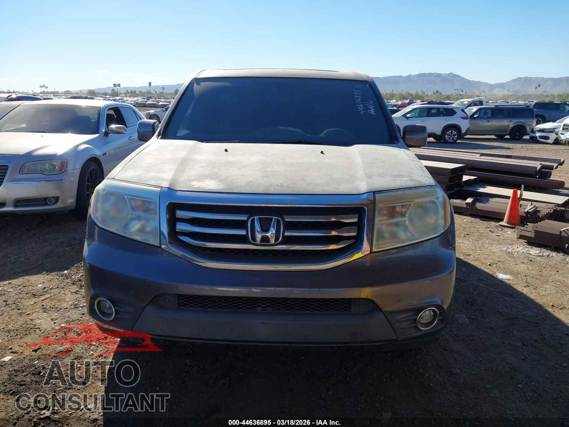 HONDA PILOT 2014 - 5FNYF3H66EB022038