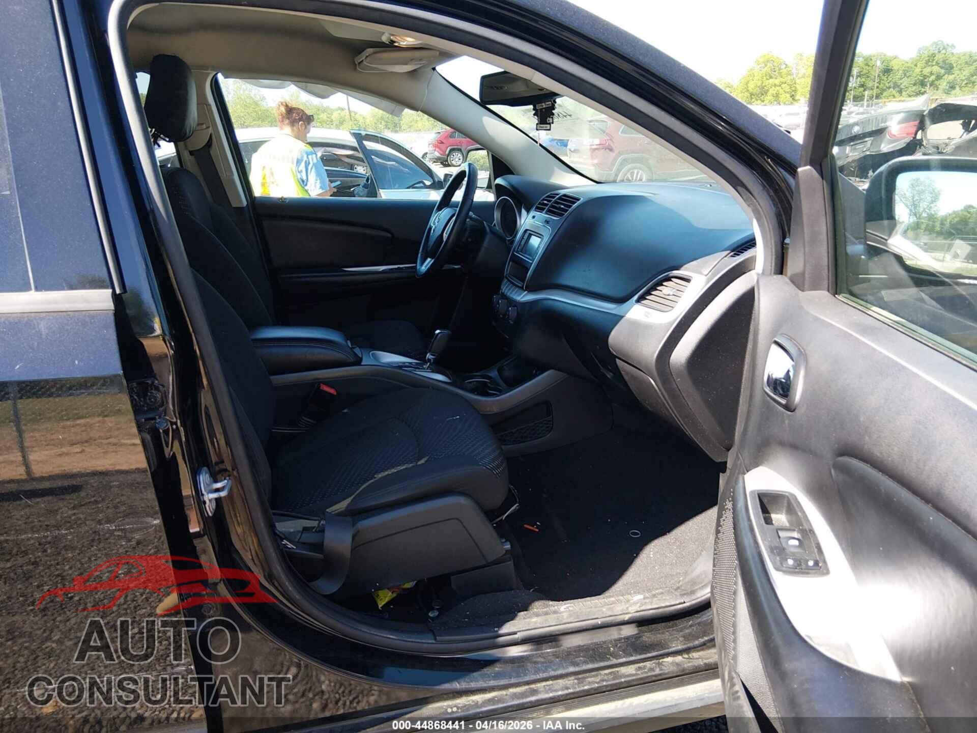 DODGE JOURNEY 2017 - 3C4PDCBG5HT705955