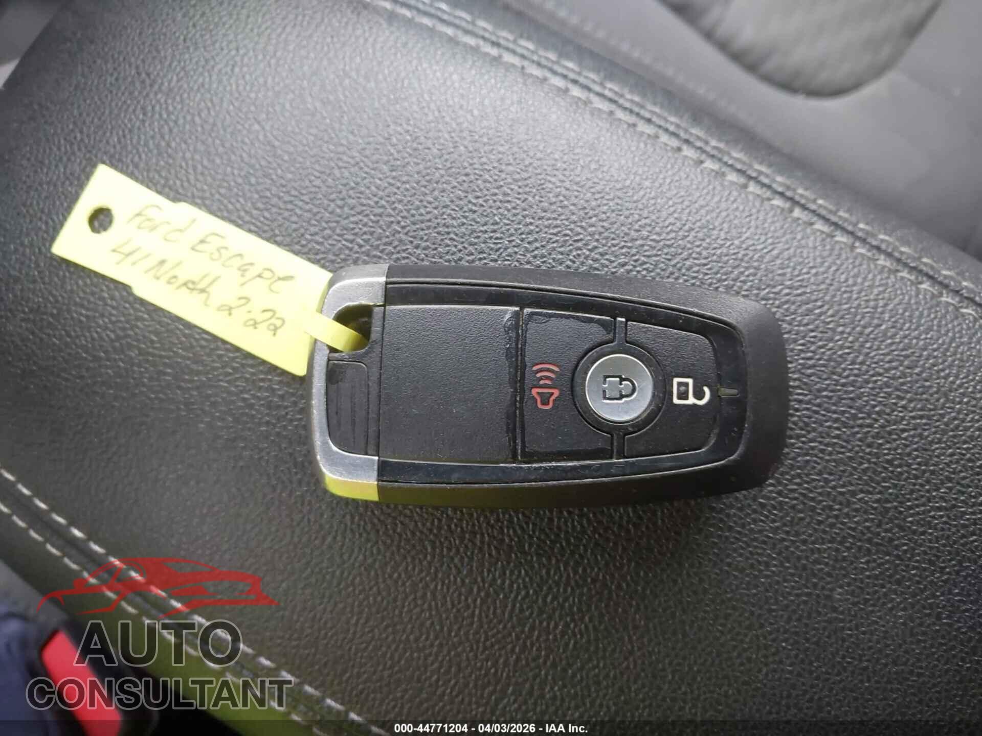 FORD ESCAPE 2020 - 1FMCU0G61LUA82227