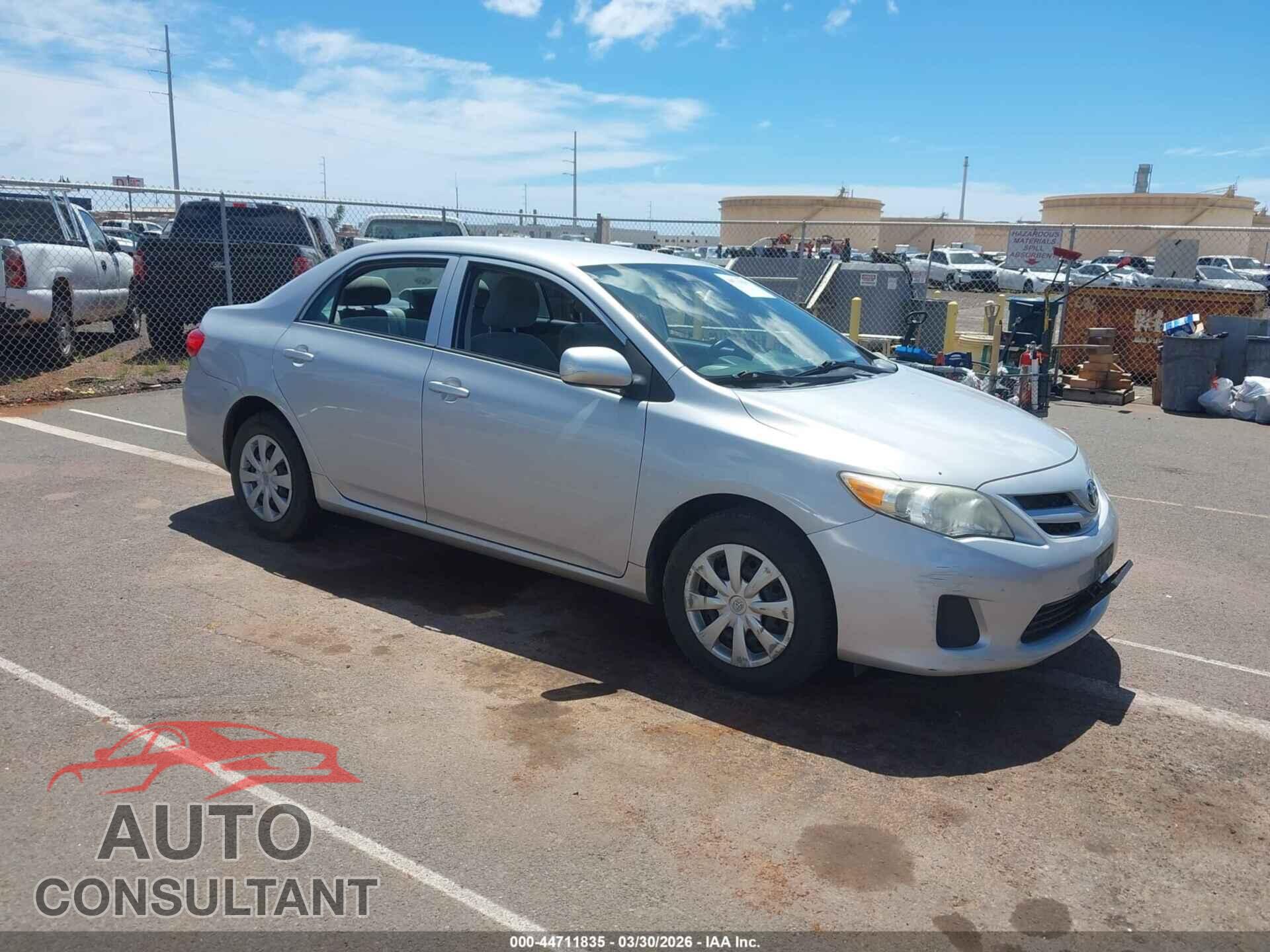 TOYOTA COROLLA 2013 - 2T1BU4EE4DC972771