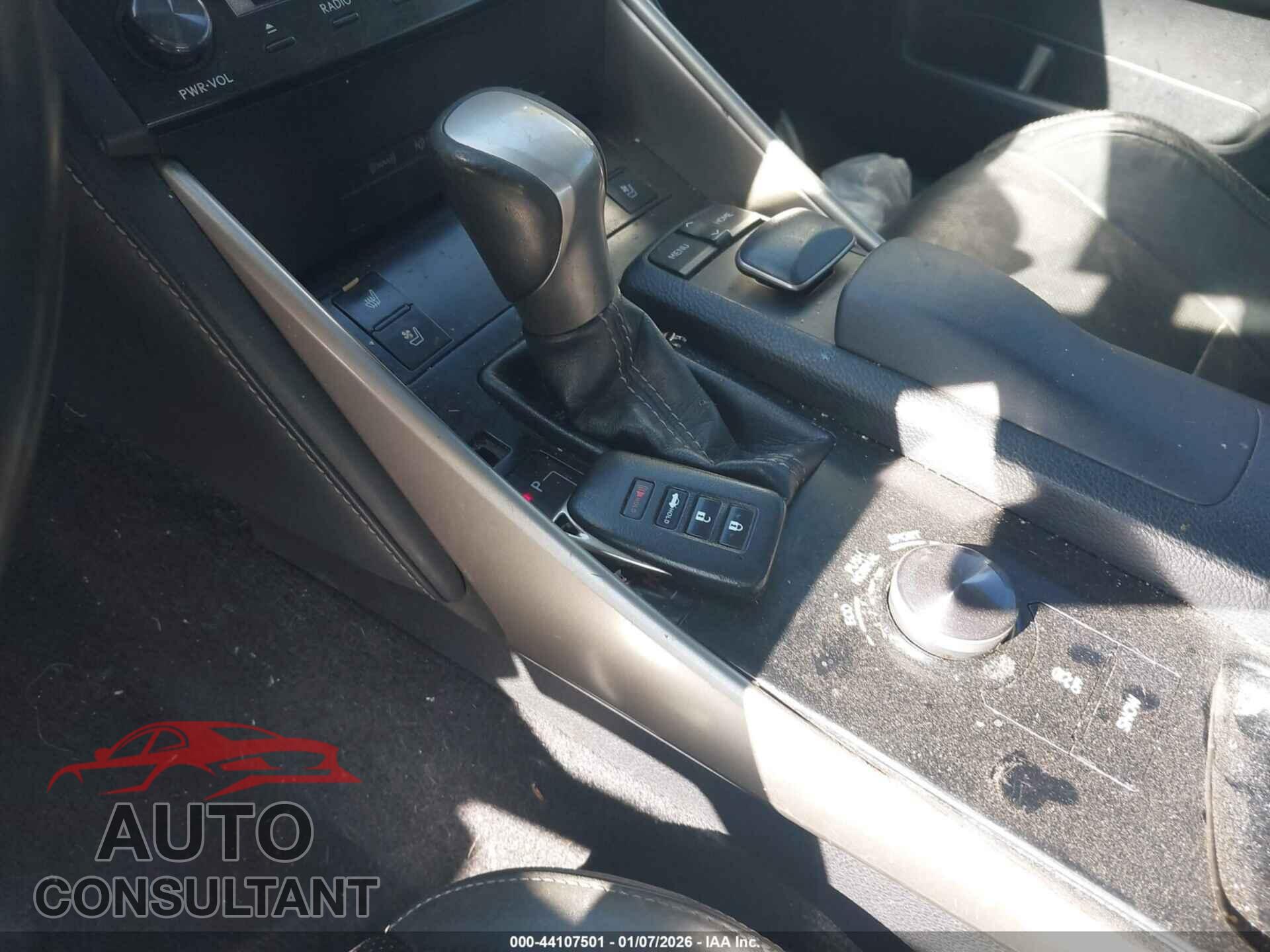 LEXUS IS 350 2014 - JTHCE1D26E5000321
