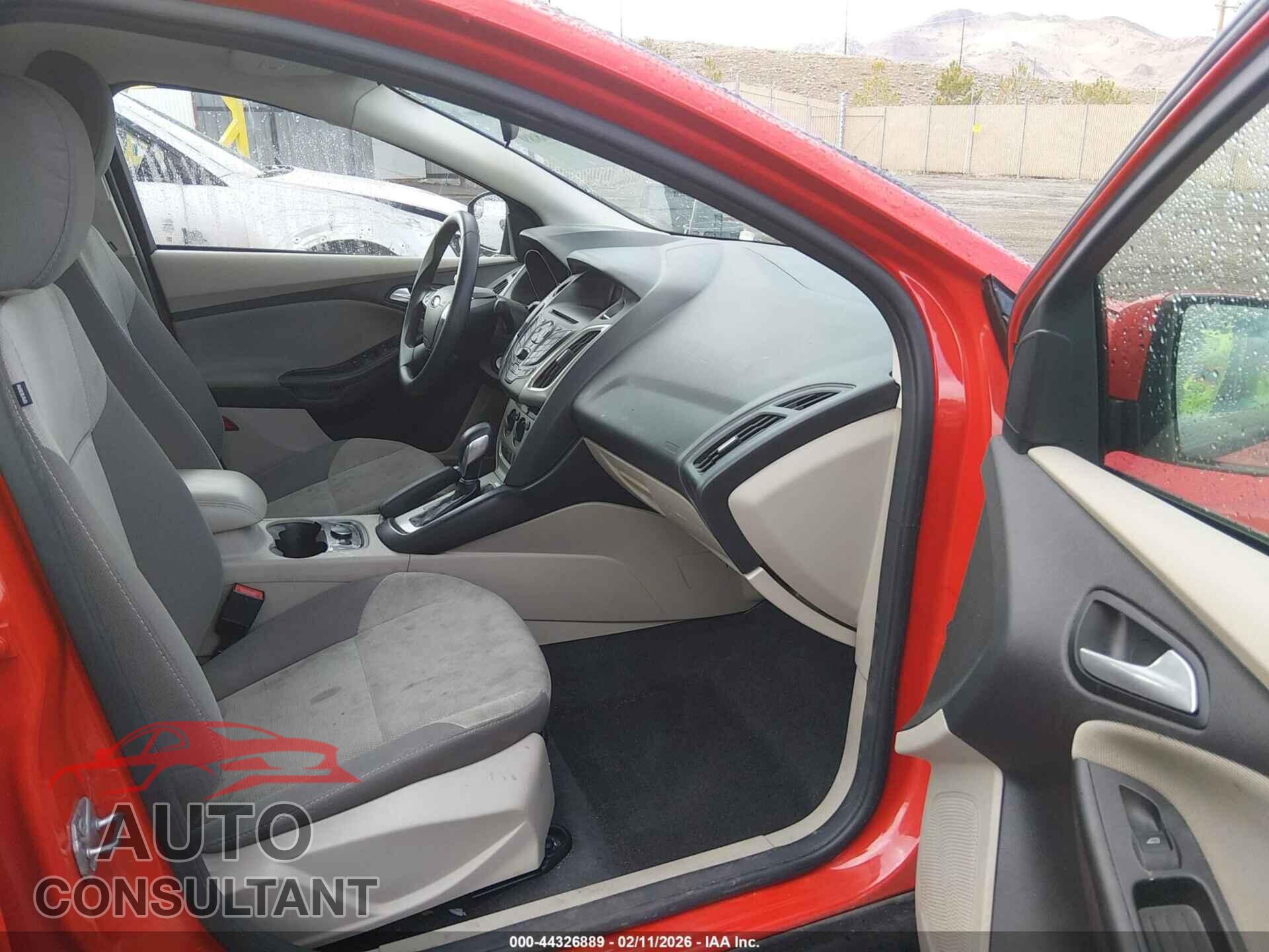 FORD FOCUS 2014 - 1FADP3F23EL192887