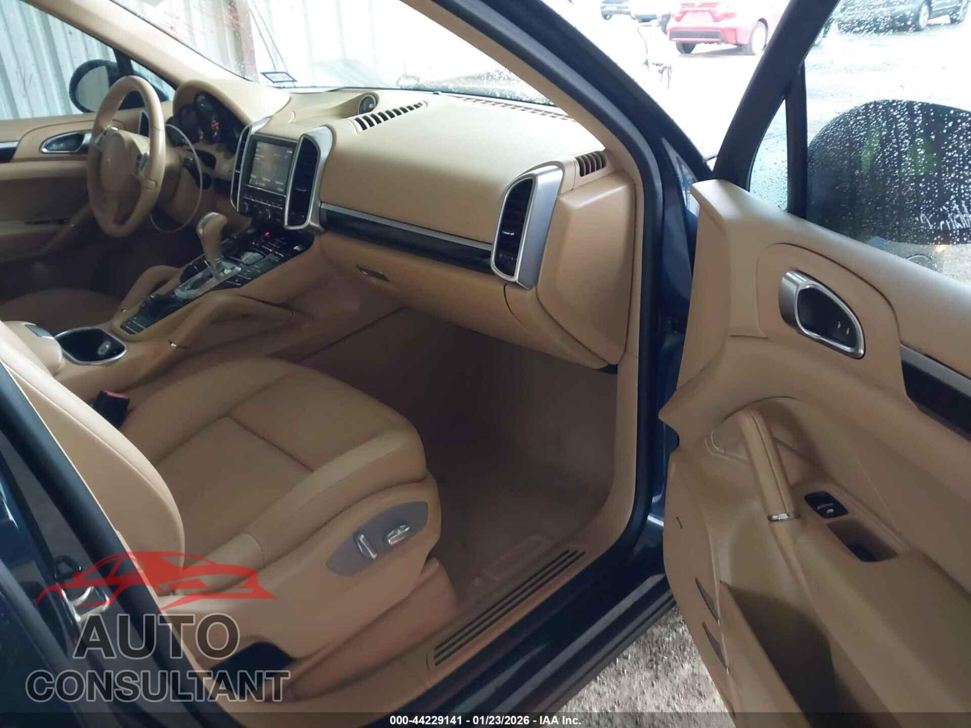 PORSCHE CAYENNE 2014 - WP1AF2A28ELA34478