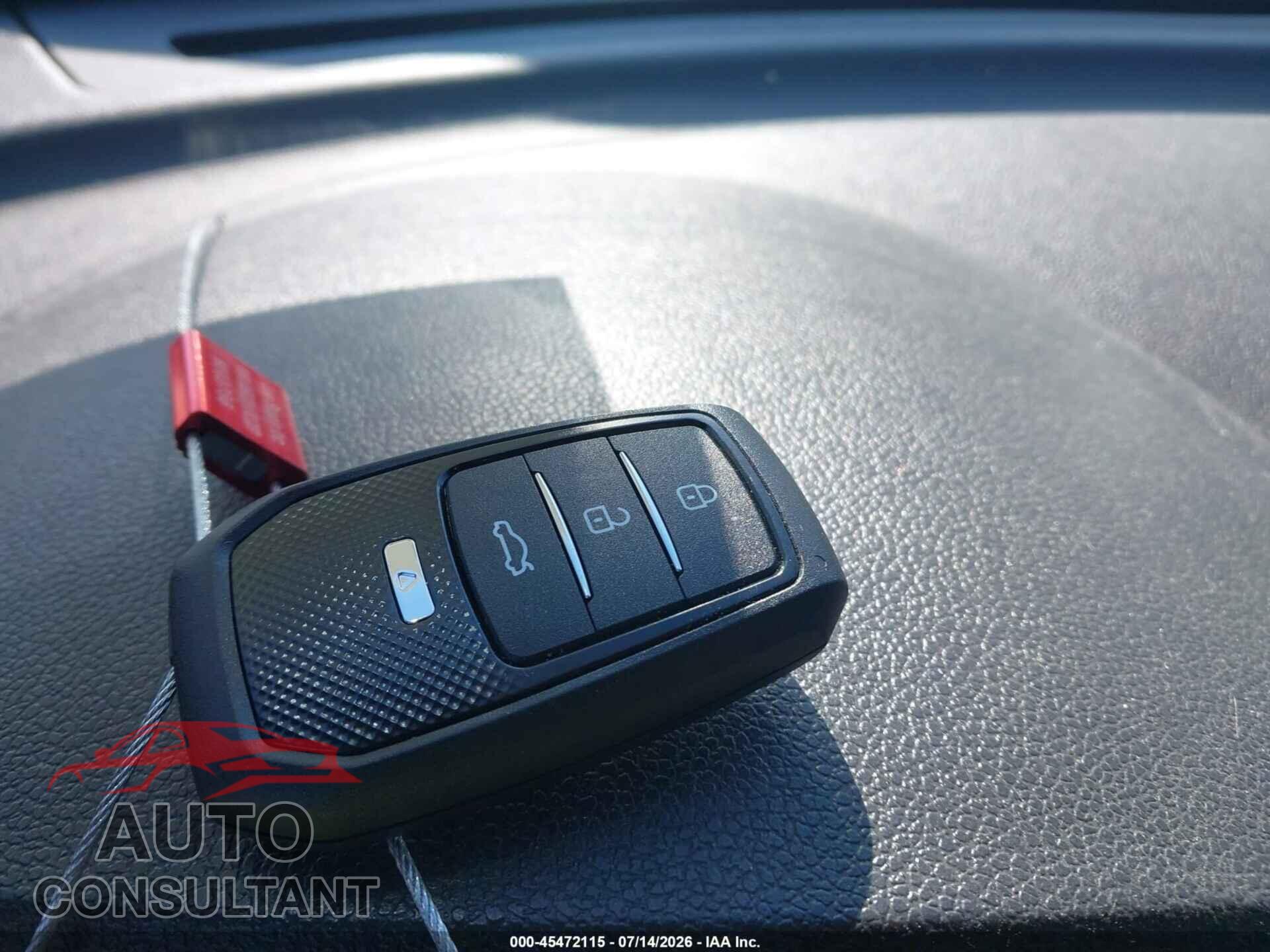 FORD EXPLORER 2011 - 1FMHK8F84BGA65321