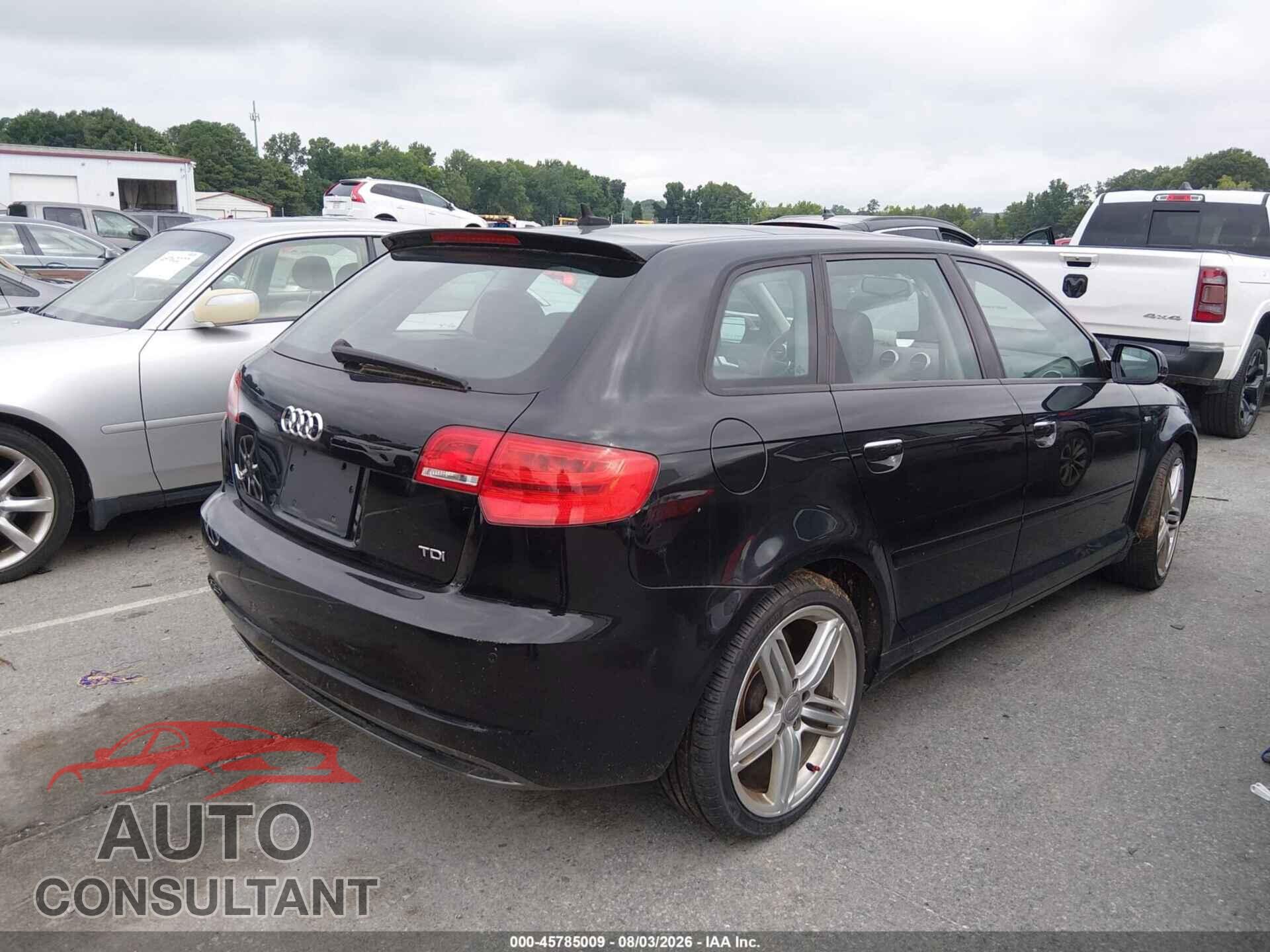 AUDI A3 2013 - WAUKJAFM2DA011536