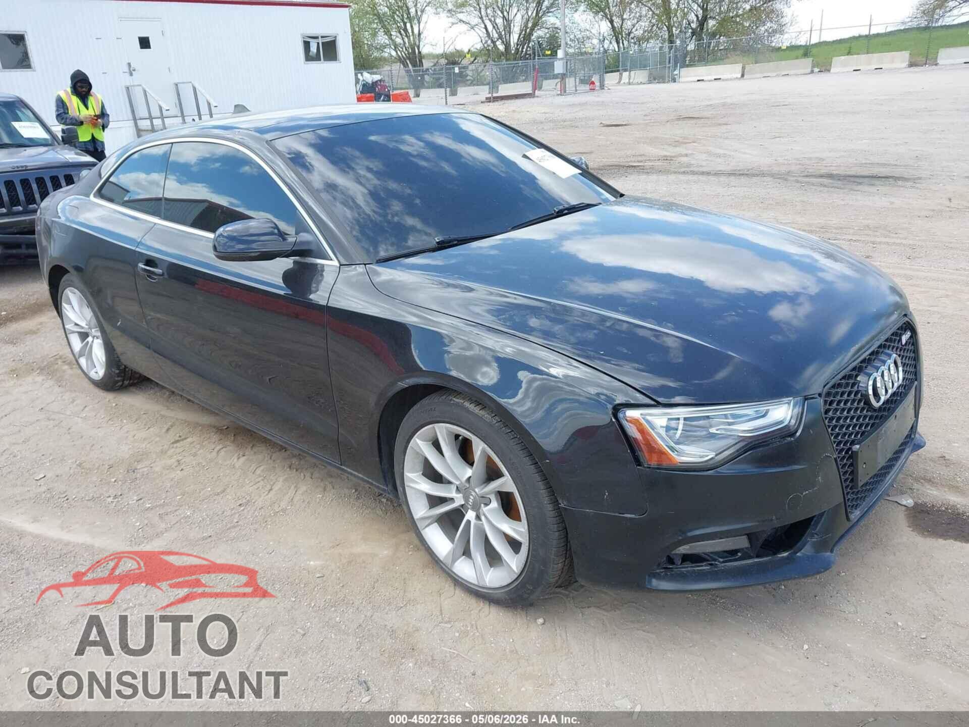 AUDI A5 2014 - WAULFAFR1EA066000
