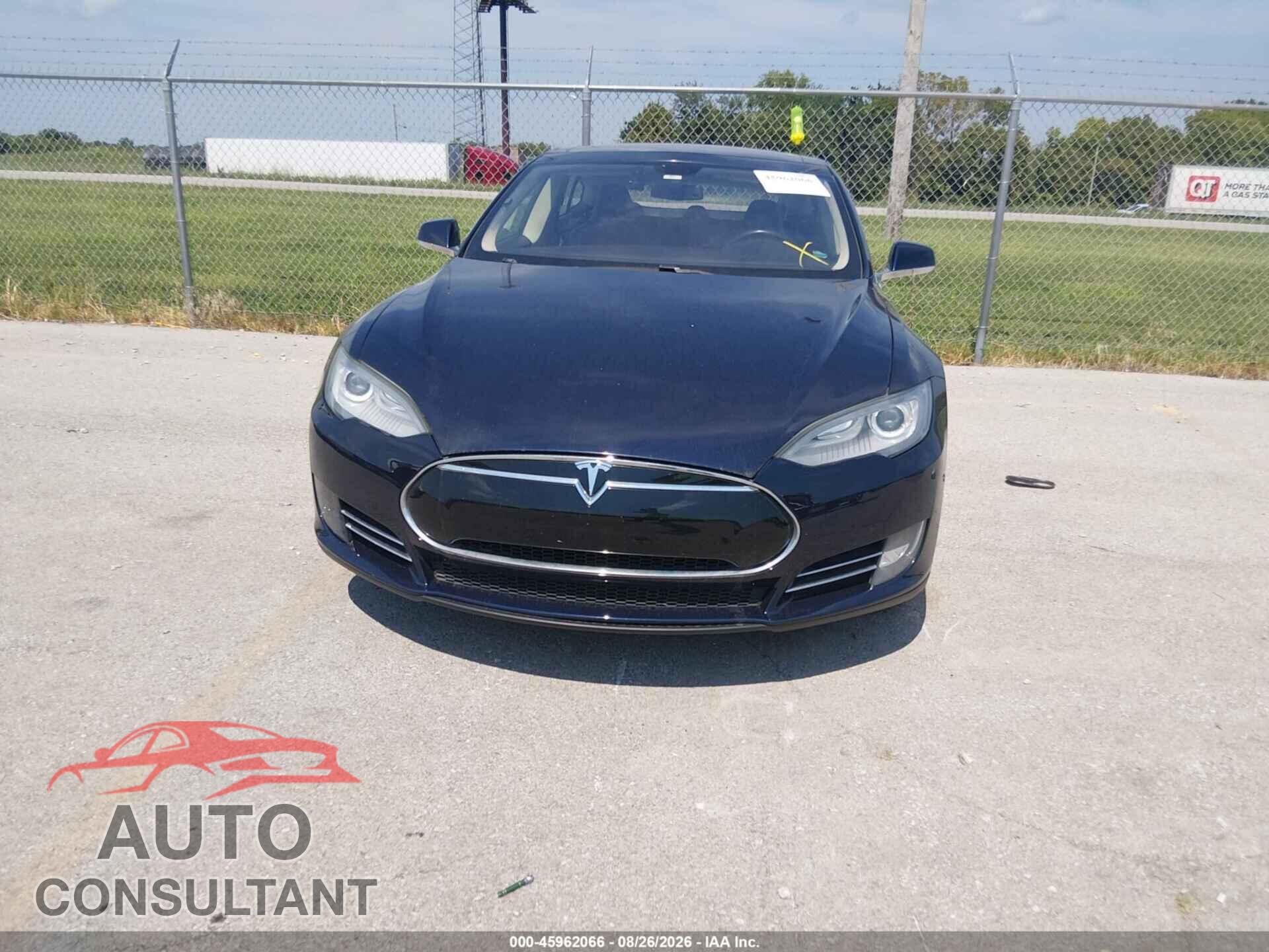 TESLA MODEL S 2013 - 5YJSA1DP7DFP06943