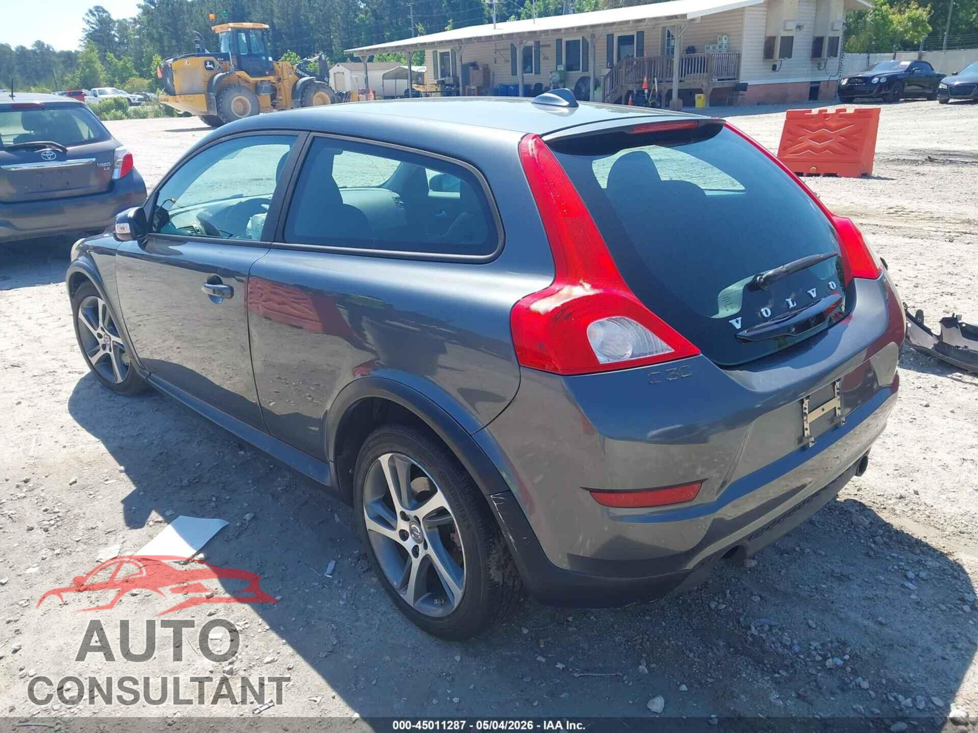 VOLVO C30 2013 - YV1672MK4D2304224