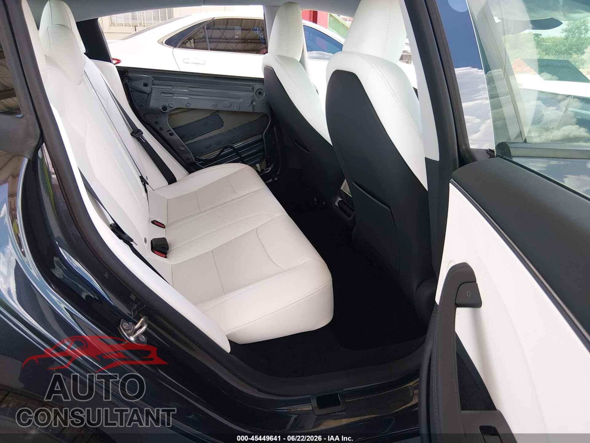 TESLA MODEL 3 2026 - 5YJ3E1EA8TF160249