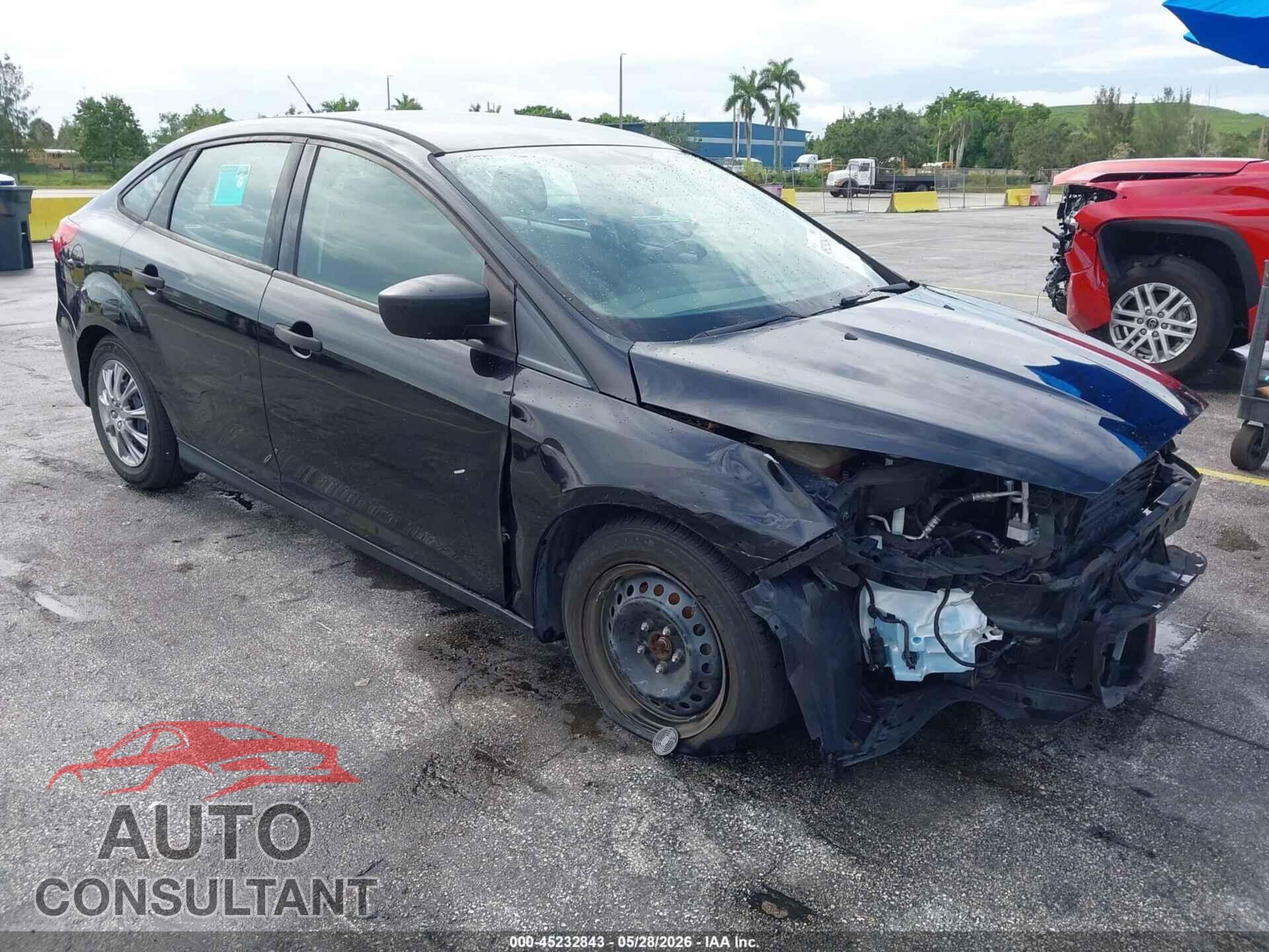 FORD FOCUS 2017 - 1FADP3E28HL337833