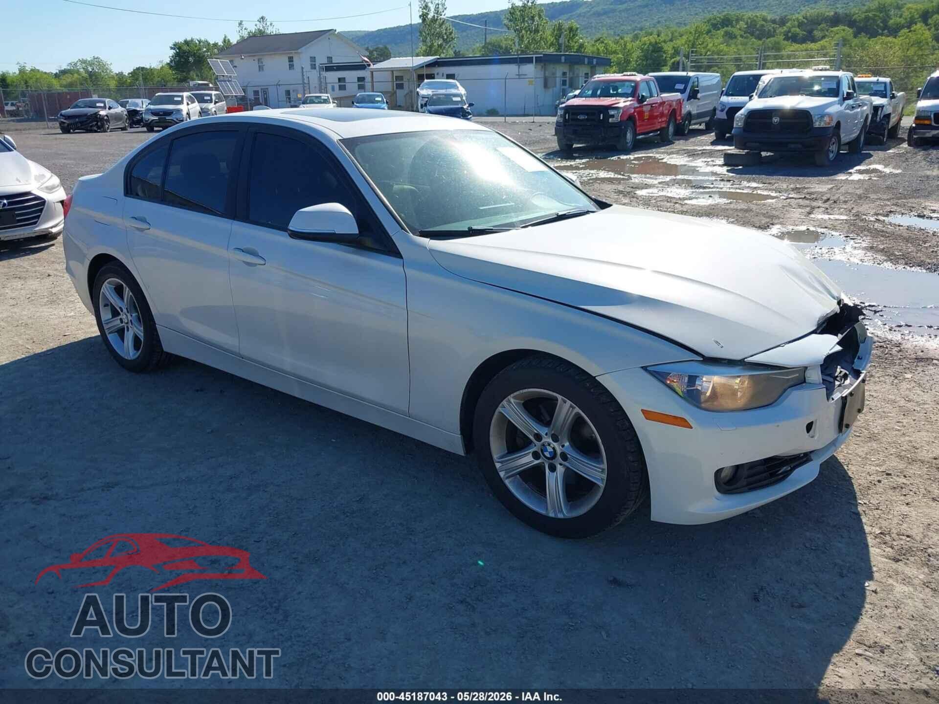 BMW 328I 2013 - WBA3B3C56DF541327