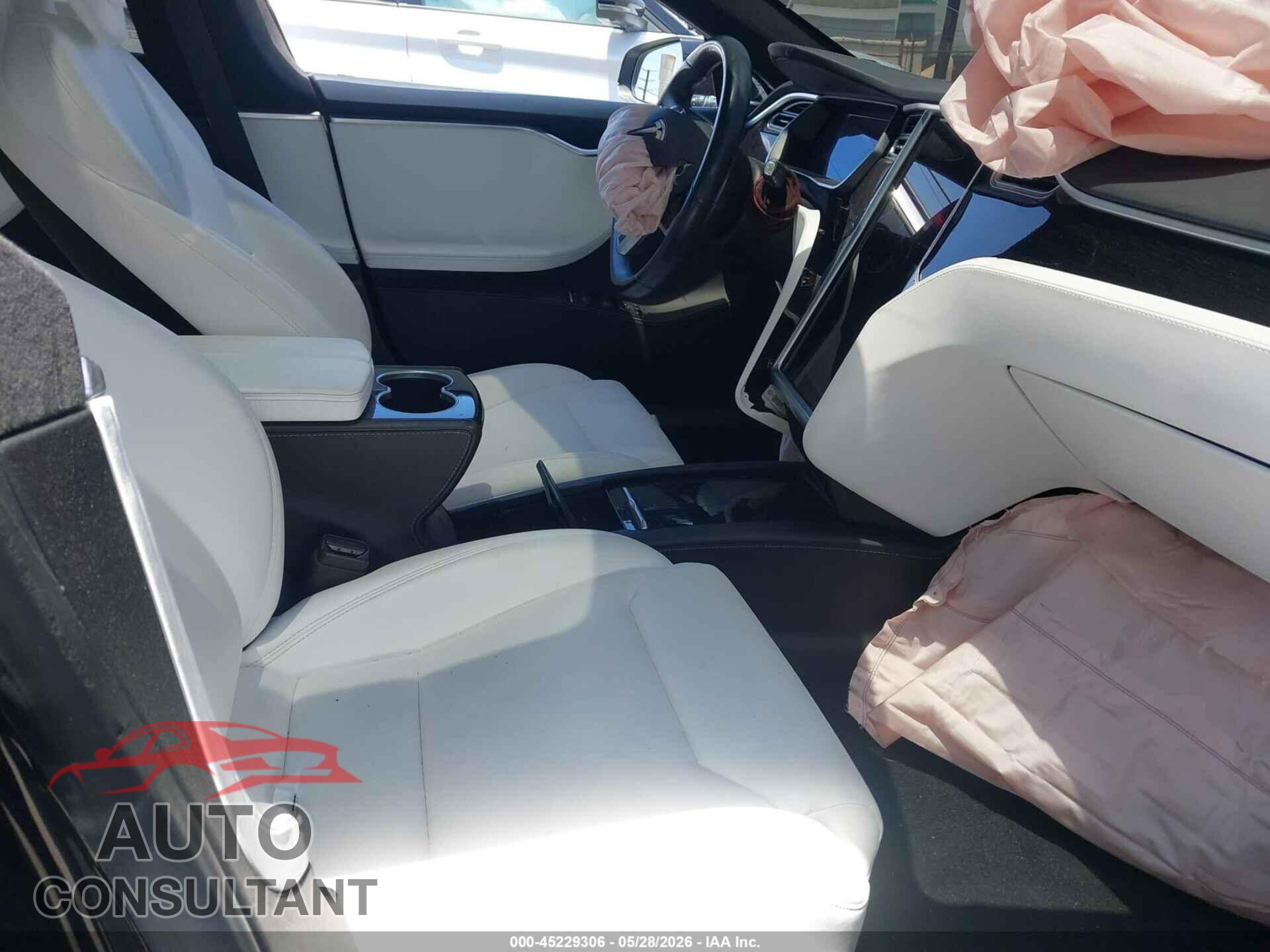 TESLA MODEL S 2017 - 5YJSA1E23HF205086