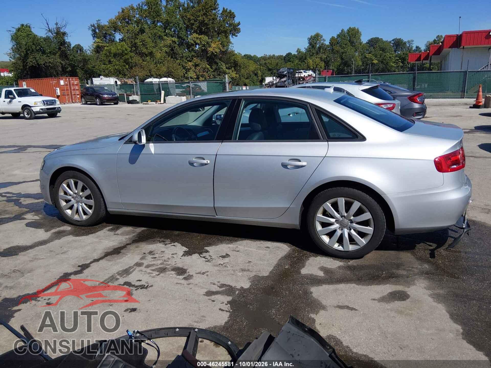 AUDI A4 2012 - WAUDFAFL6CA111395