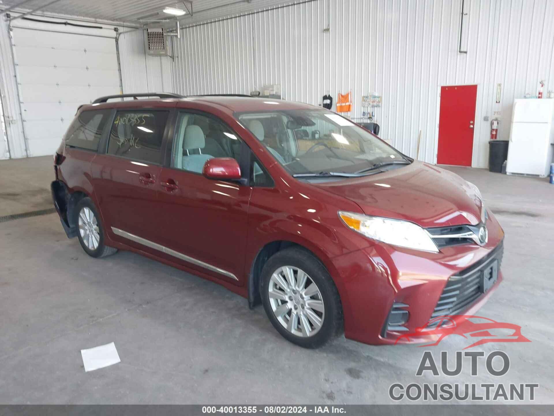 TOYOTA SIENNA 2019 - 5TDKZ3DC4KS015850