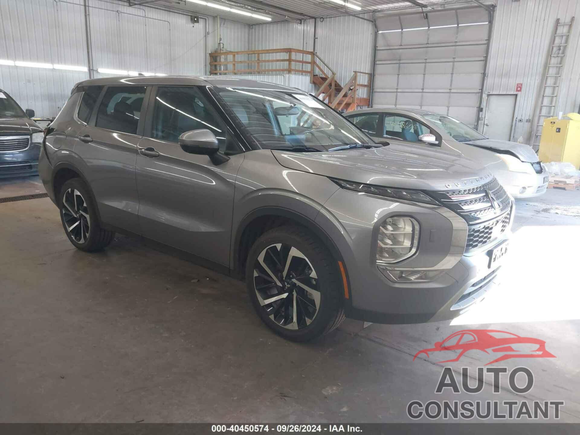 MITSUBISHI OUTLANDER 2023 - JA4J4UA85PZ023729