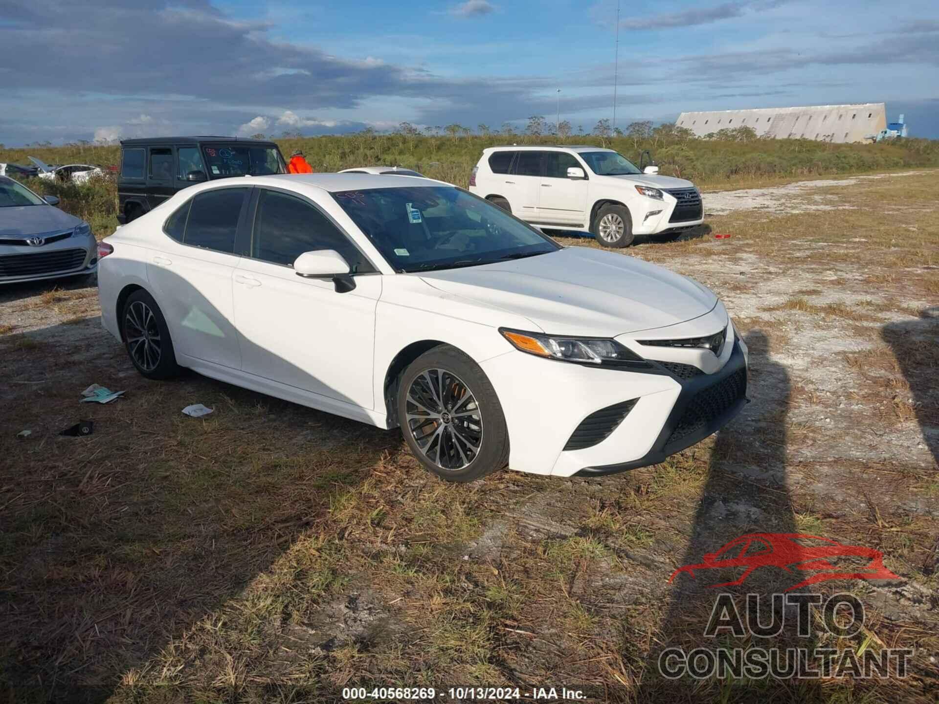 TOYOTA CAMRY 2020 - 4T1G11AK2LU377519