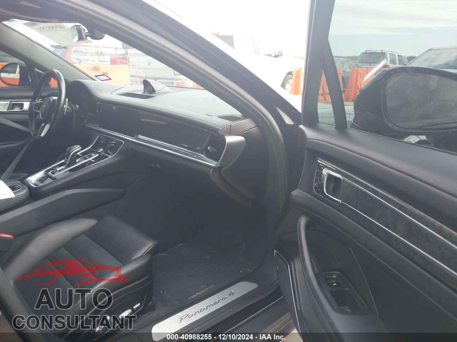 PORSCHE PANAMERA 2017 - WP0AA2A78HL100687