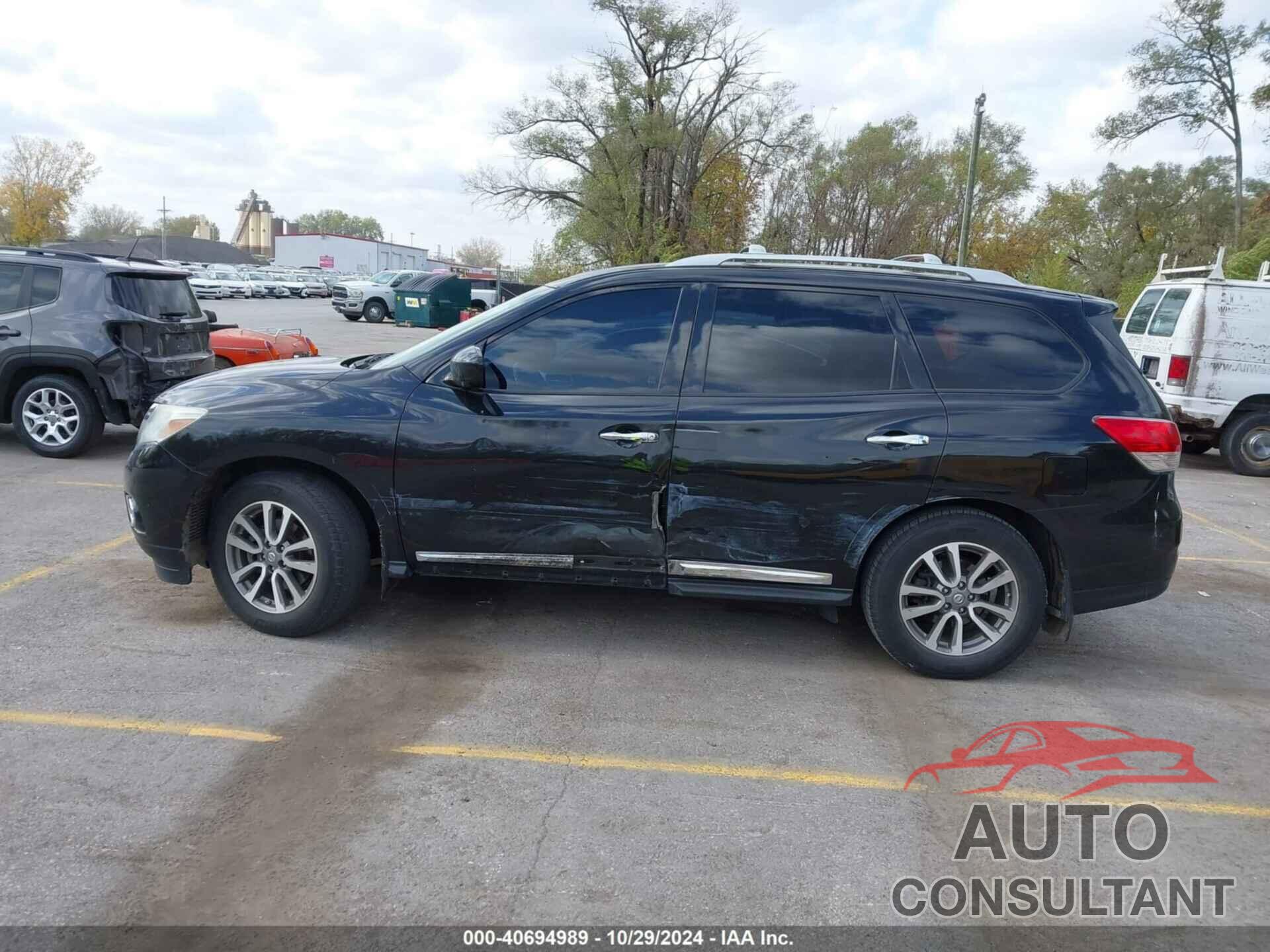 NISSAN PATHFINDER 2016 - 5N1AR2MN8GC601558