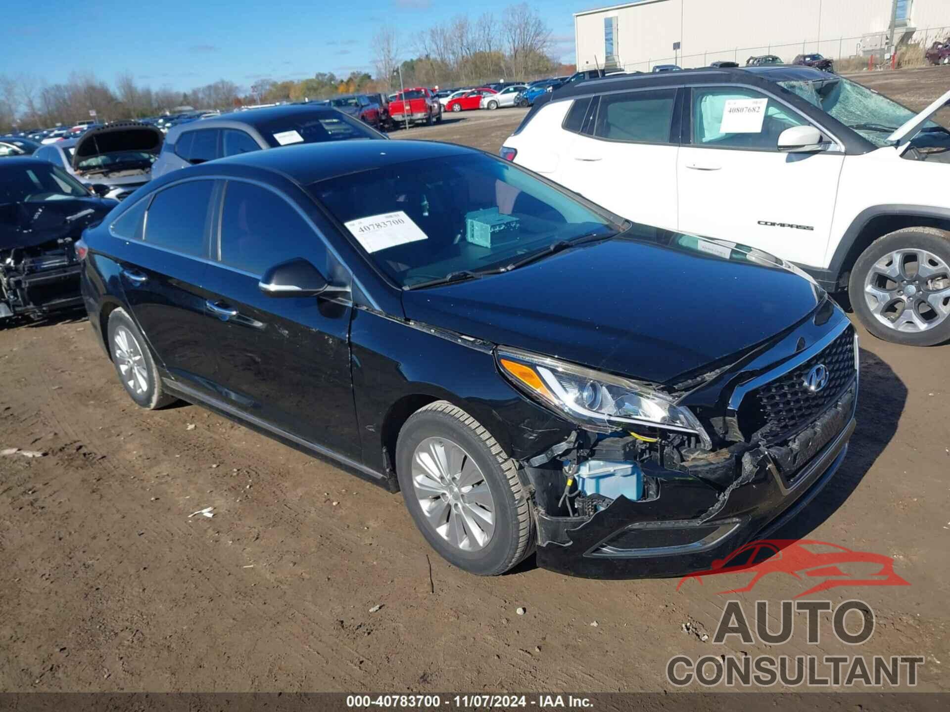 HYUNDAI SONATA HYBRID 2016 - KMHE24L1XGA028111