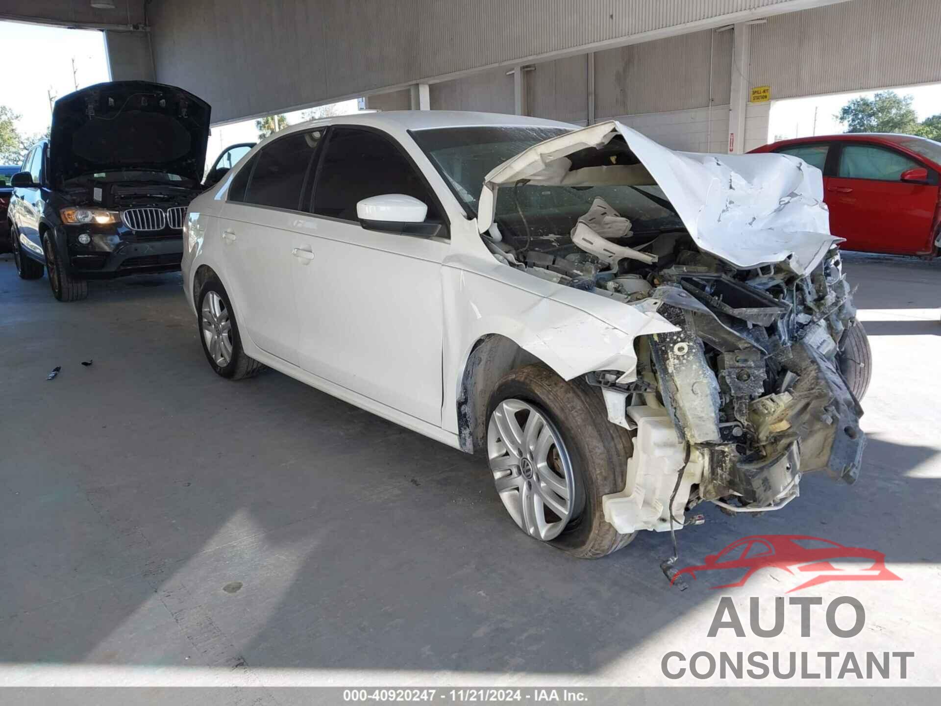 VOLKSWAGEN JETTA 2017 - 3VW167AJ5HM282080
