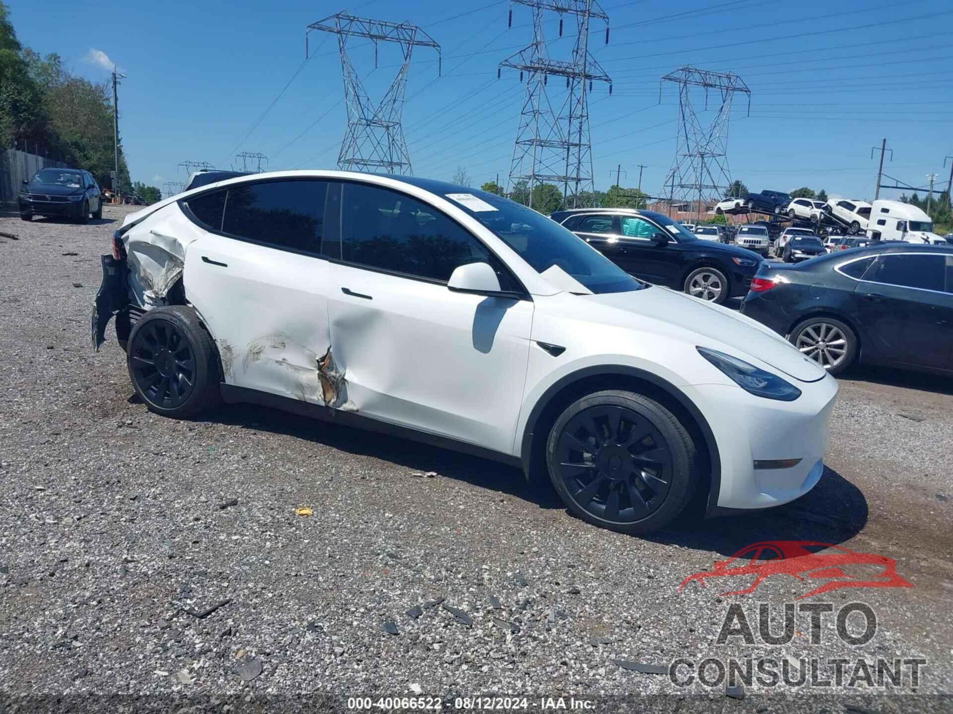 TESLA MODEL Y 2022 - 7SAYGDEE9NF427408