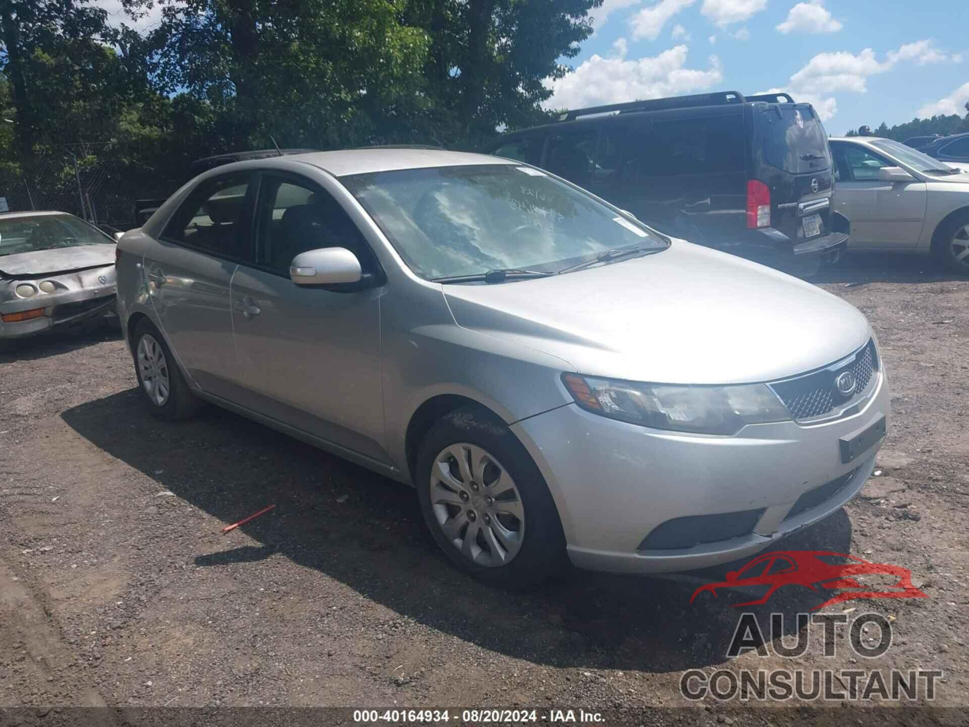 KIA FORTE 2010 - KNAFU4A29A5849793