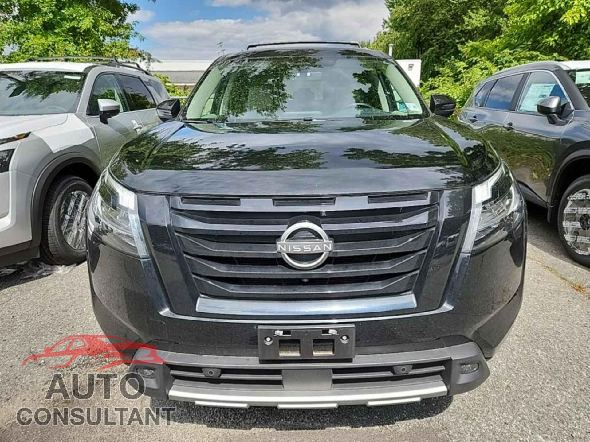 NISSAN PATHFINDER 2023 - 5N1DR3CCXPC244077