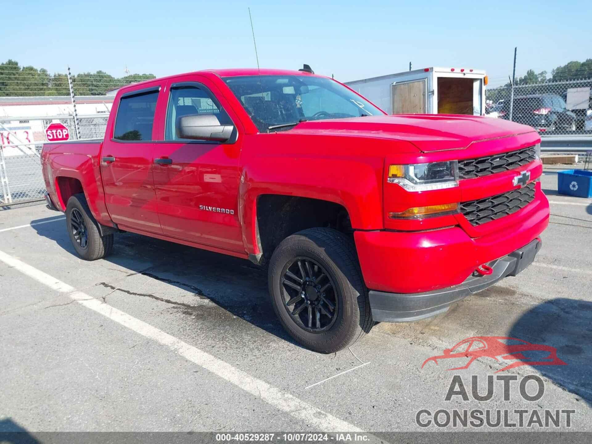 CHEVROLET SILVERADO 1500 2018 - 3GCUKPEC6JG533006