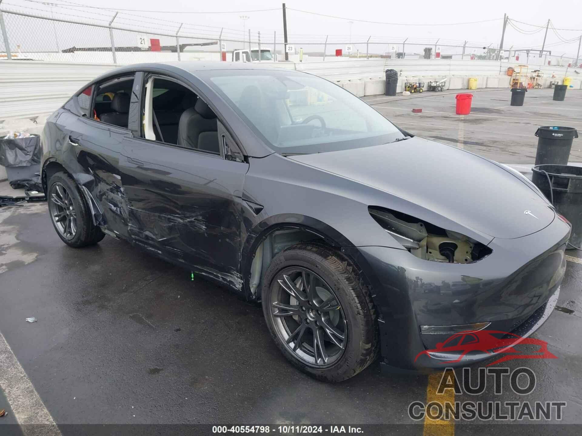 TESLA MODEL Y 2024 - 7SAYGDEEXRF180731