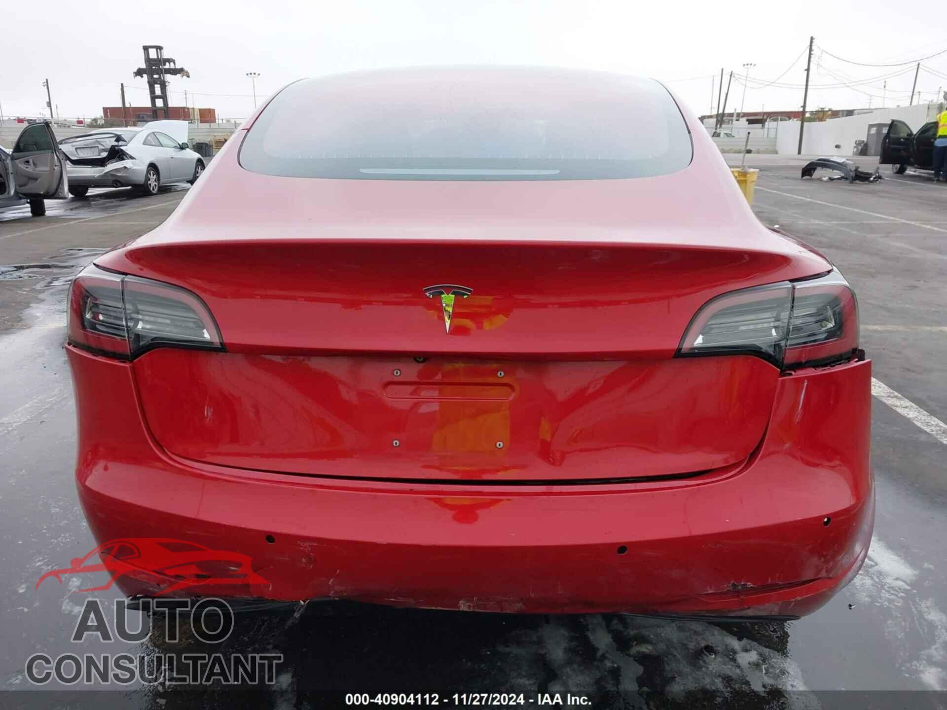 TESLA MODEL 3 2018 - 5YJ3E1EA6JF018043
