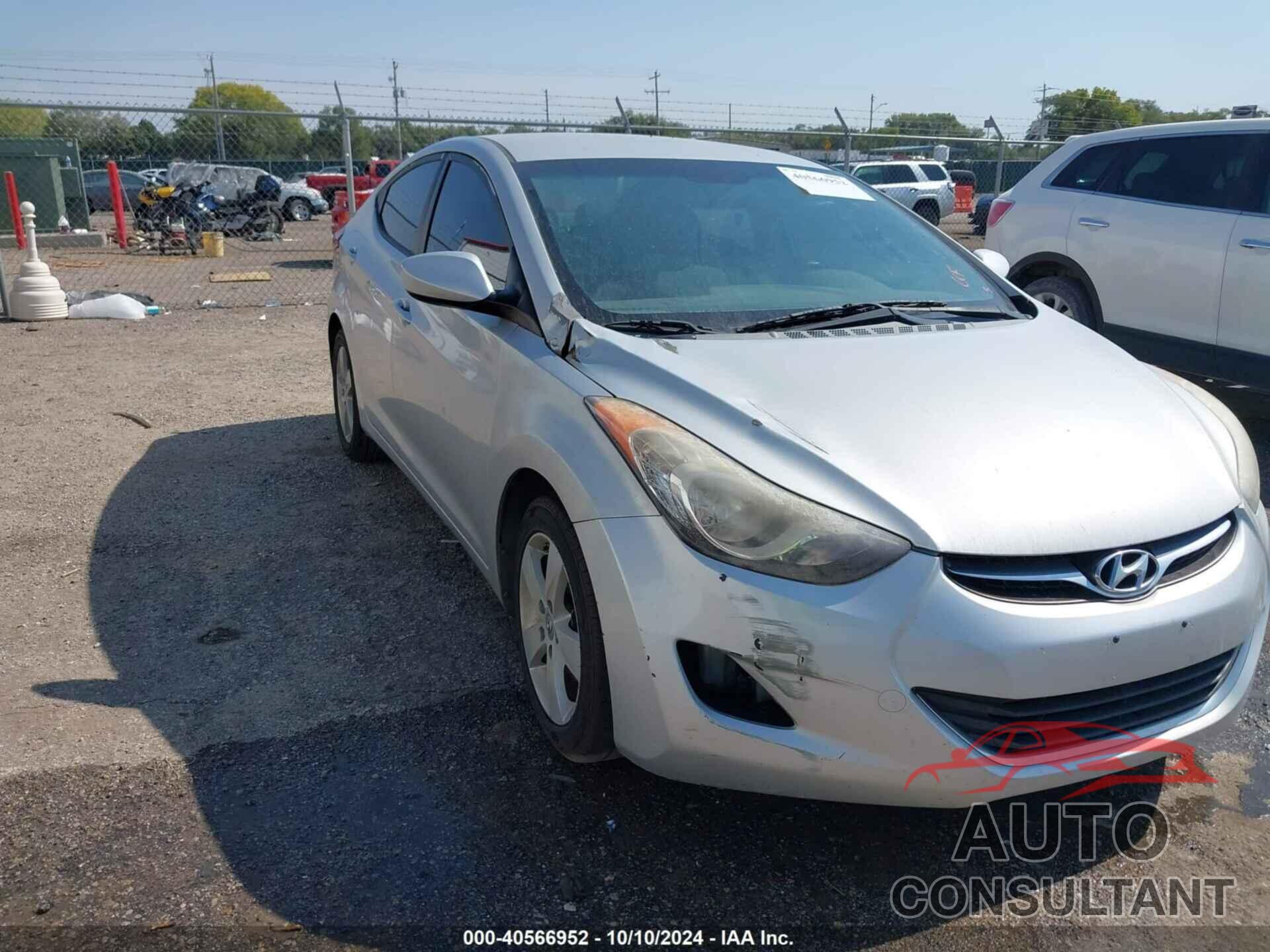 HYUNDAI ELANTRA 2013 - KMHDH4AE5DU814134