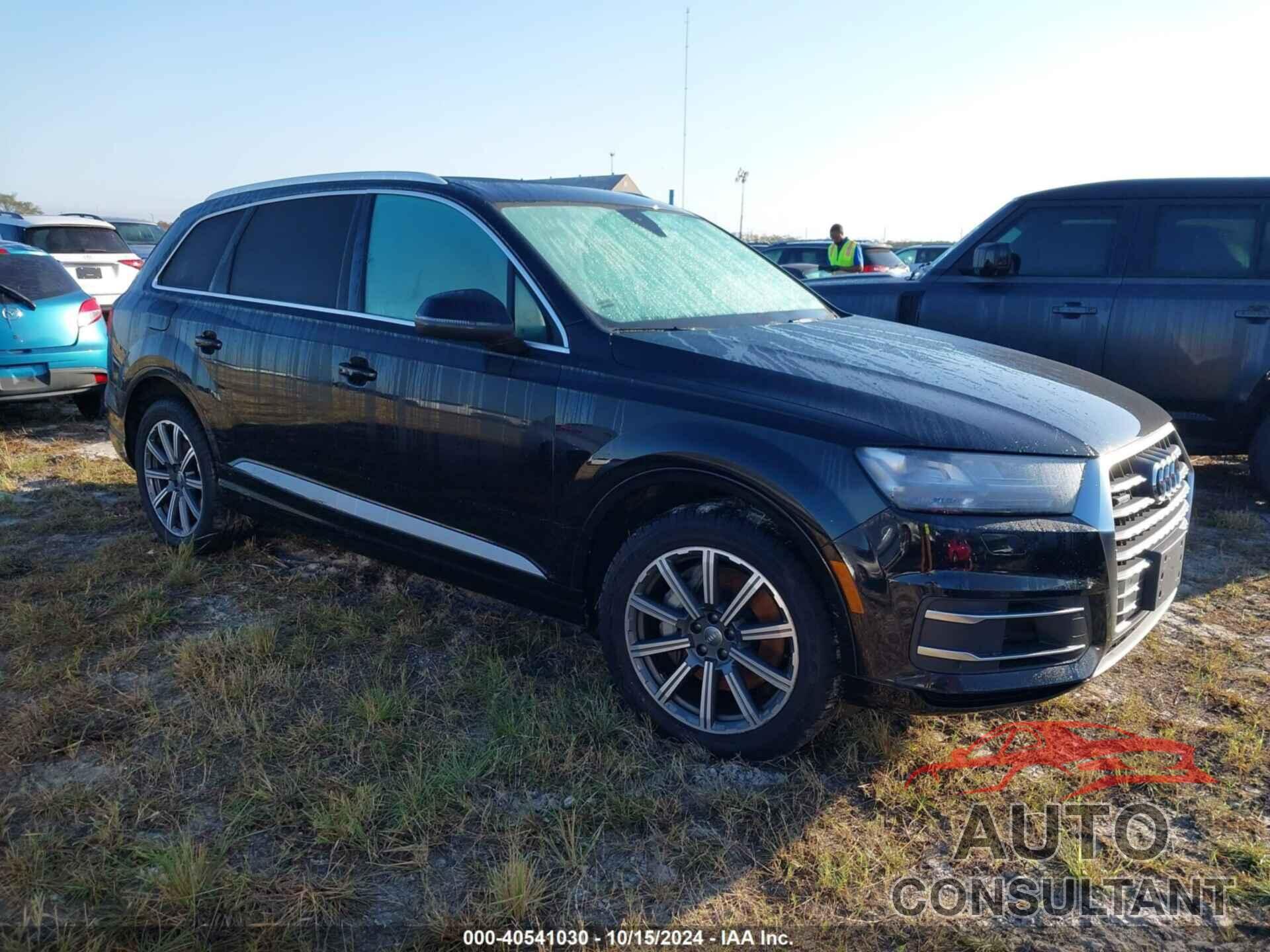 AUDI Q7 2017 - WA1LAAF79HD020461