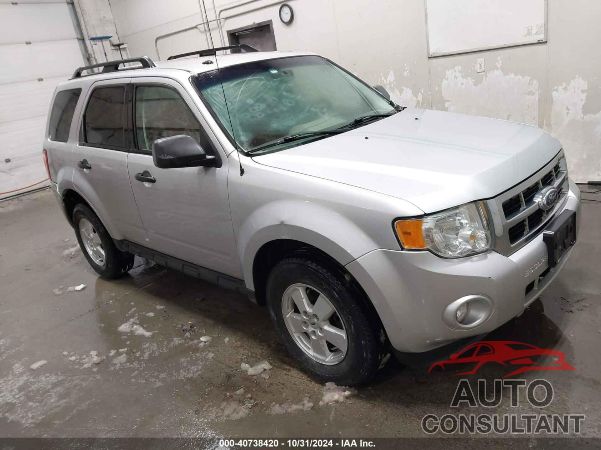 FORD ESCAPE 2010 - 1FMCU9D7XAKC72425