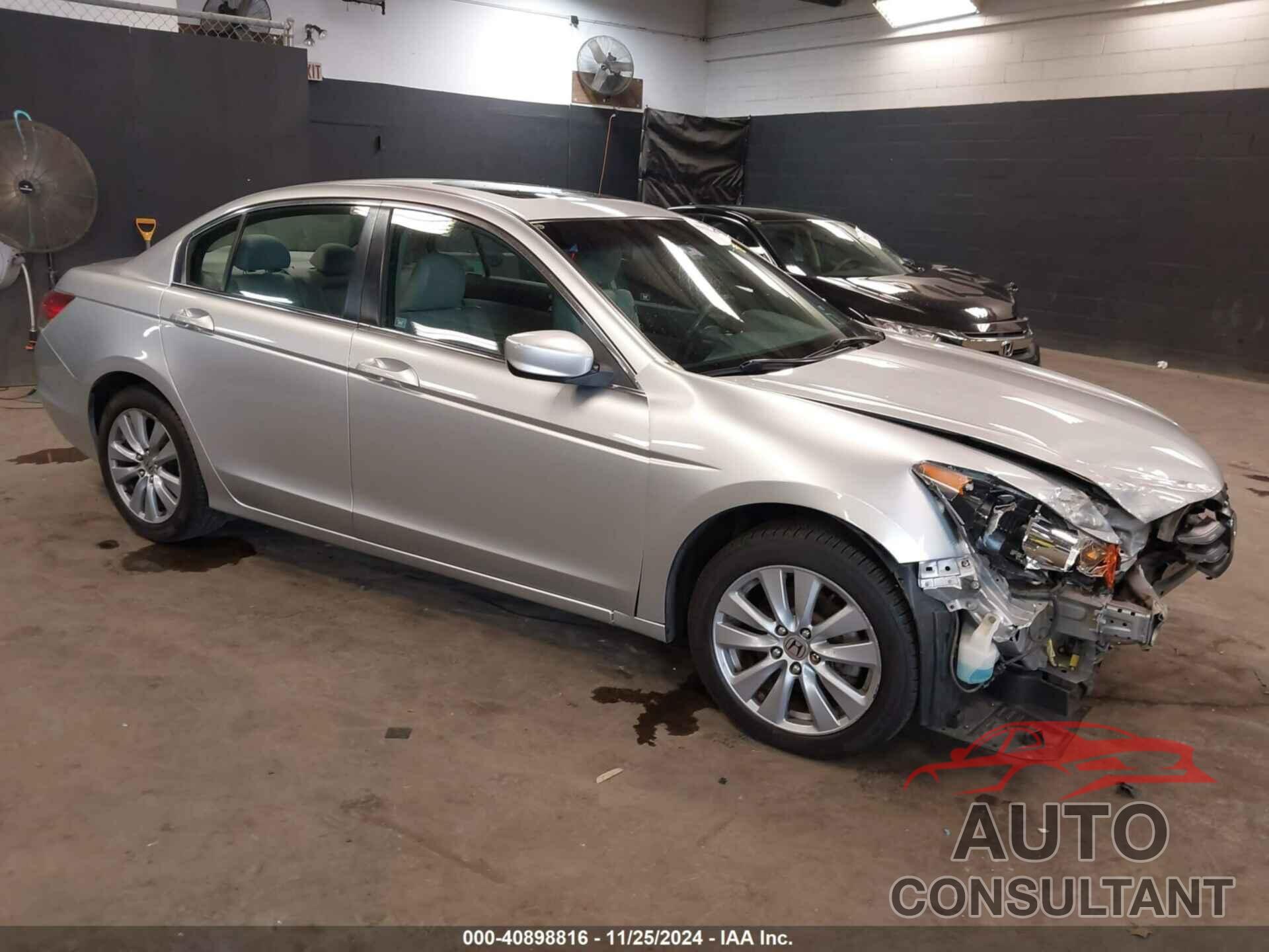 HONDA ACCORD 2011 - 1HGCP2F82BA033355