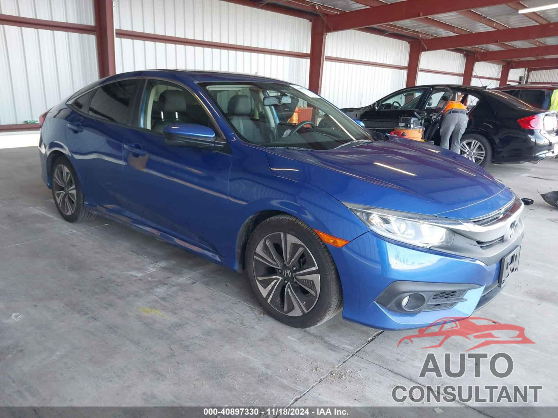 HONDA CIVIC 2018 - JHMFC1F75JX019081