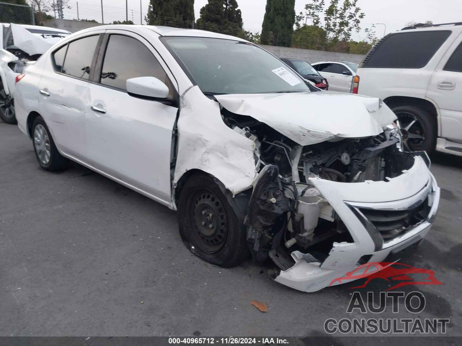 NISSAN VERSA 2018 - 3N1CN7APXJL806227