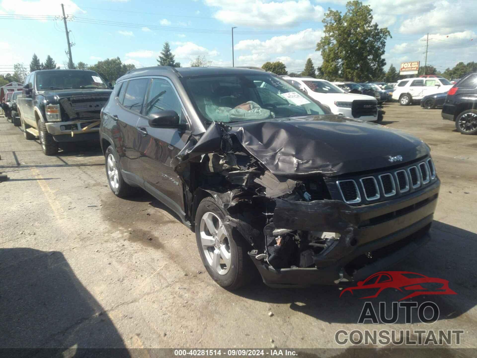 JEEP COMPASS 2018 - 3C4NJCBB5JT194144