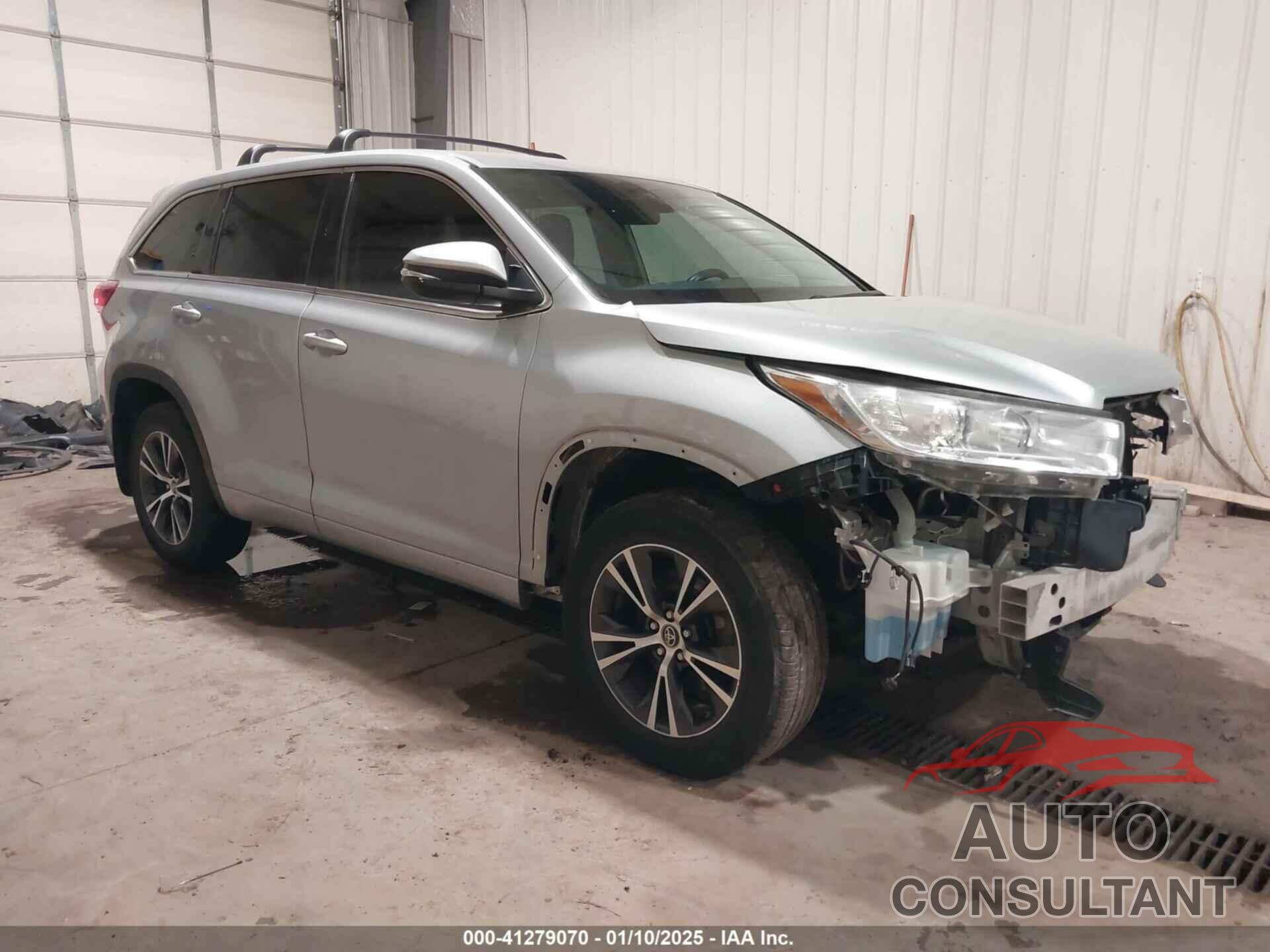 TOYOTA HIGHLANDER 2018 - 5TDBZRFH8JS486765