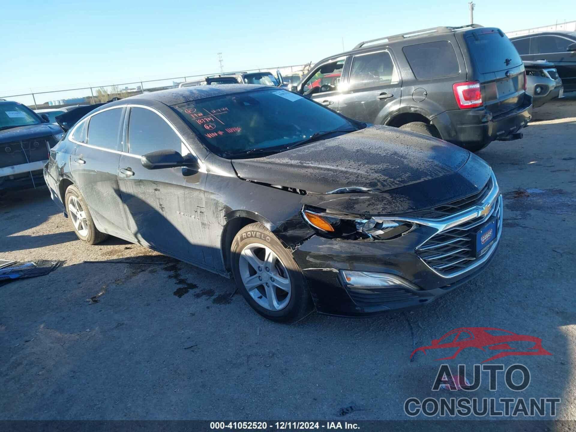 CHEVROLET MALIBU 2020 - 1G1ZC5ST6LF111486