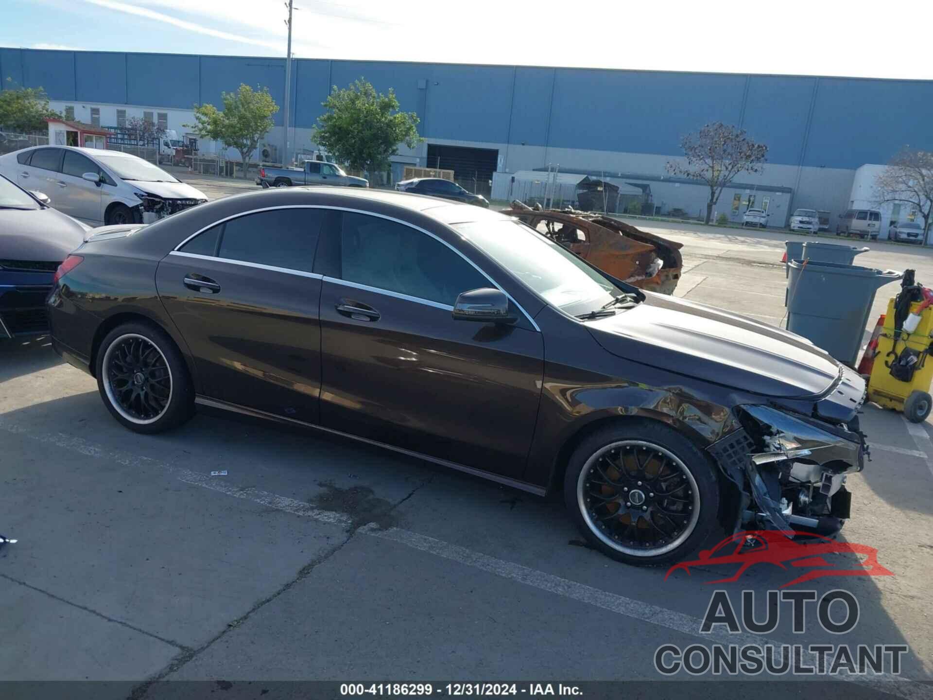 MERCEDES-BENZ CLA 250 2018 - WDDSJ4EB7JN584432