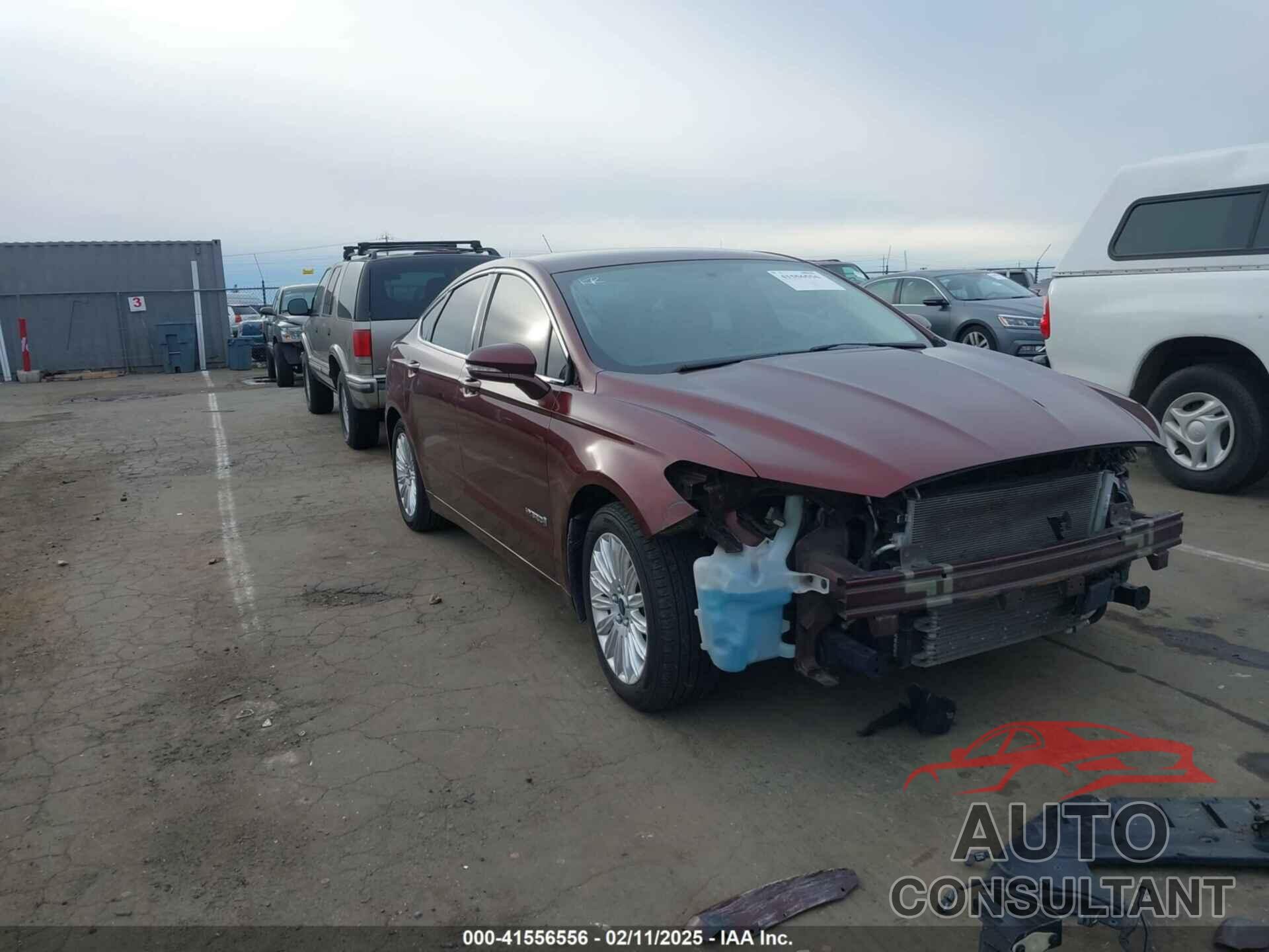 FORD FUSION HYBRID 2015 - 3FA6P0LU8FR172313