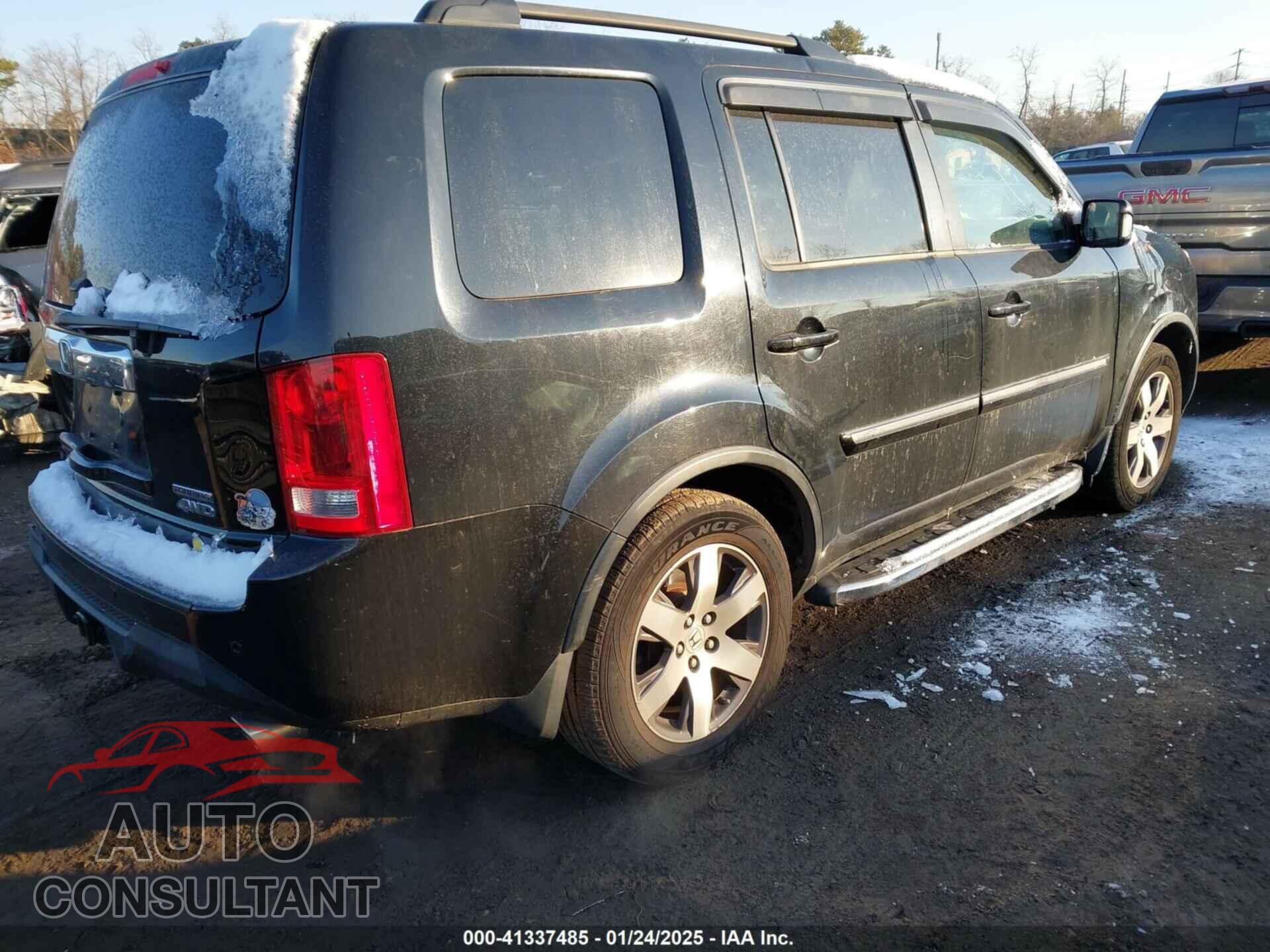 HONDA PILOT 2015 - 5FNYF4H97FB009509