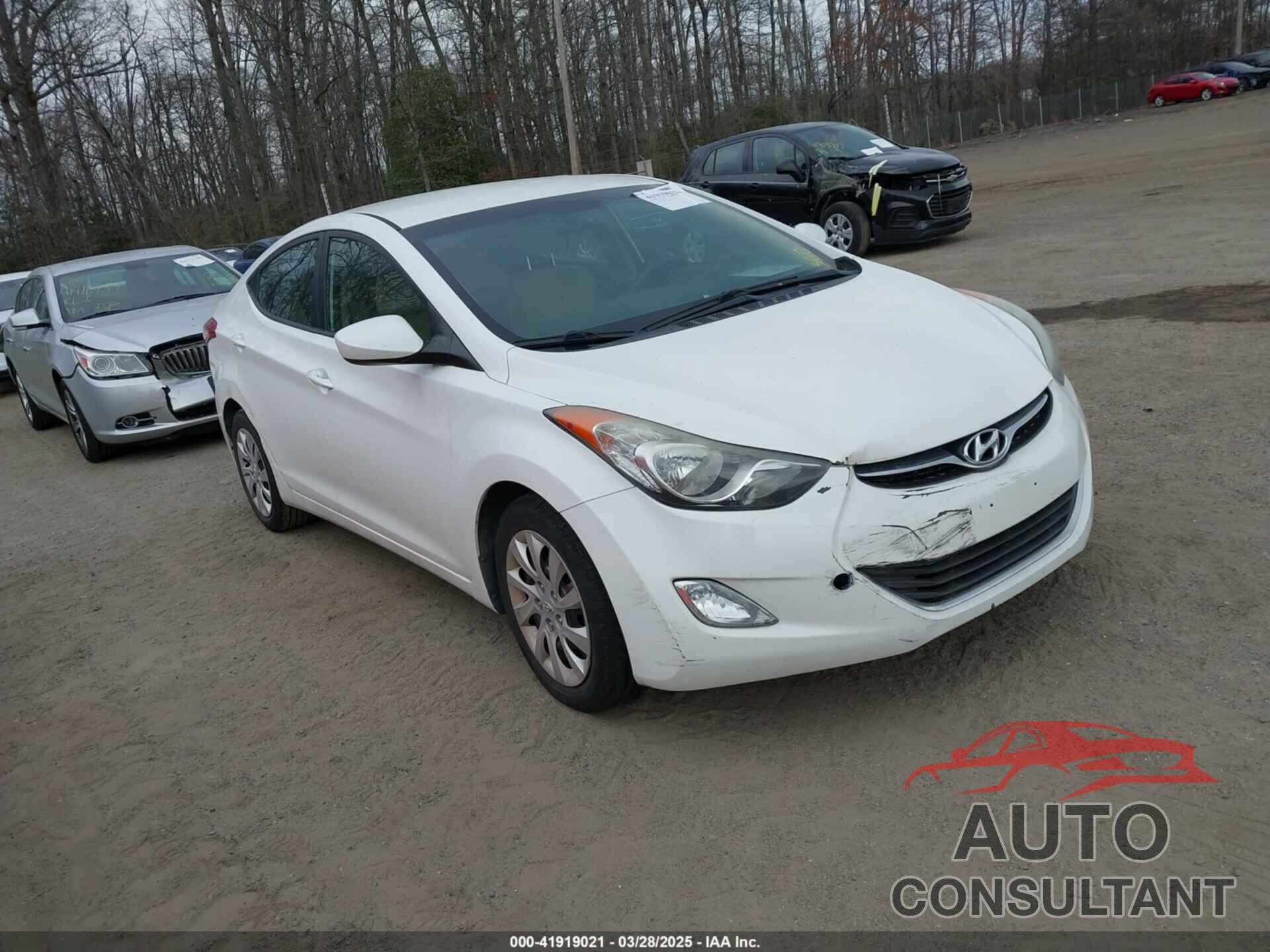 HYUNDAI ELANTRA 2013 - 5NPDH4AE3DH198657