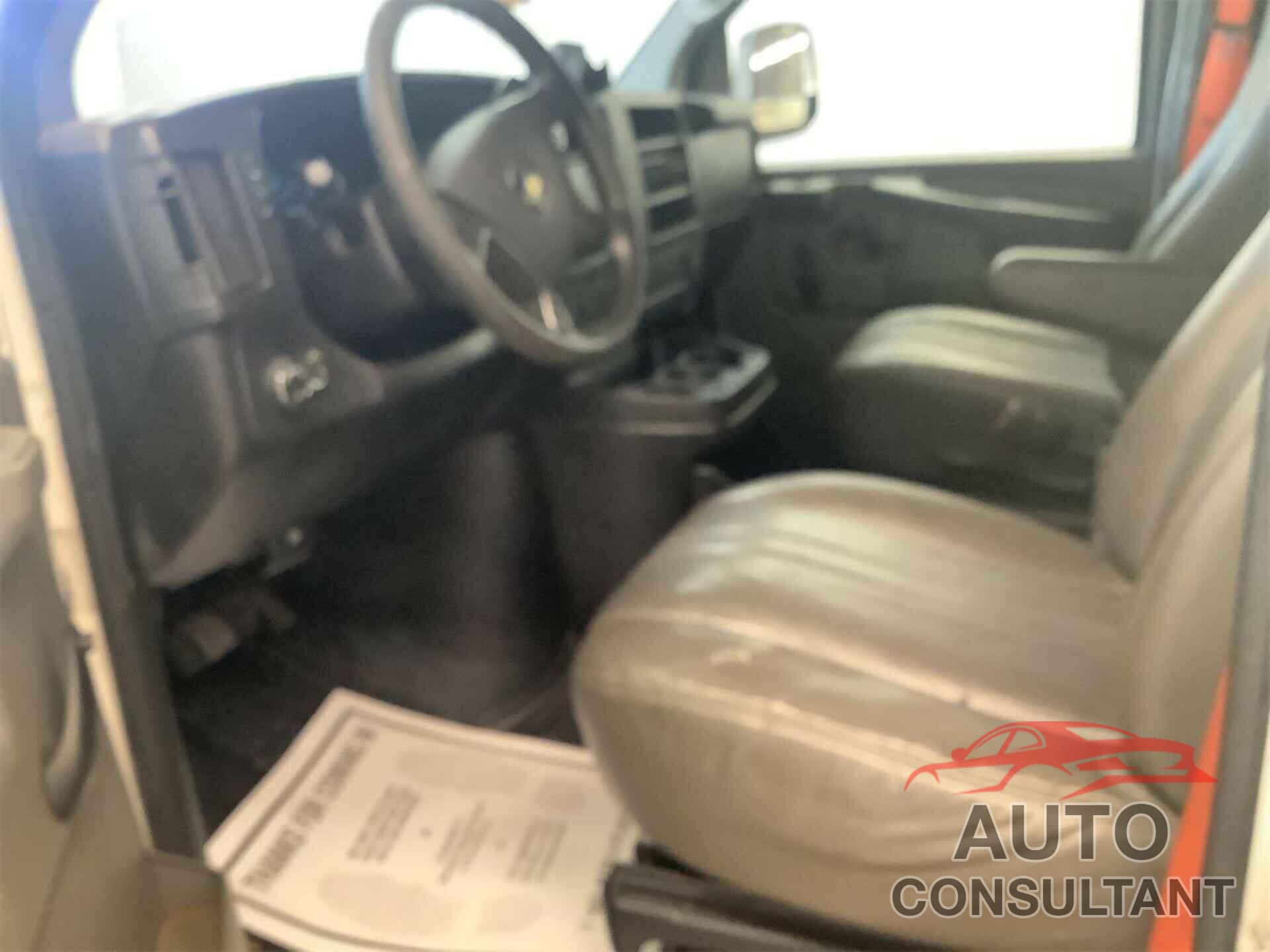 CHEVROLET EXPRESS G1500 2014 - 1GCSGAFXXE1154019