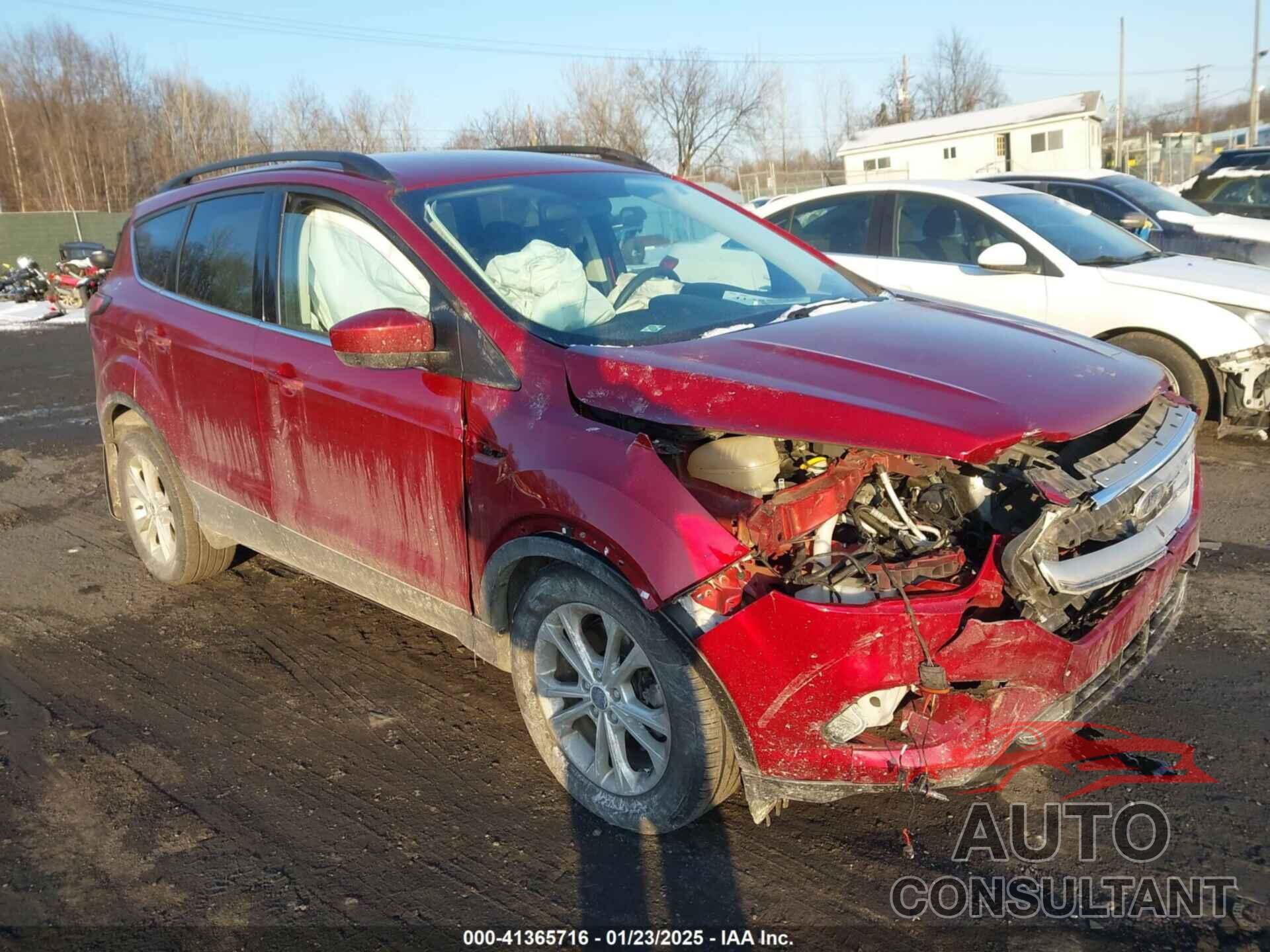 FORD ESCAPE 2018 - 1FMCU9GD2JUA39208