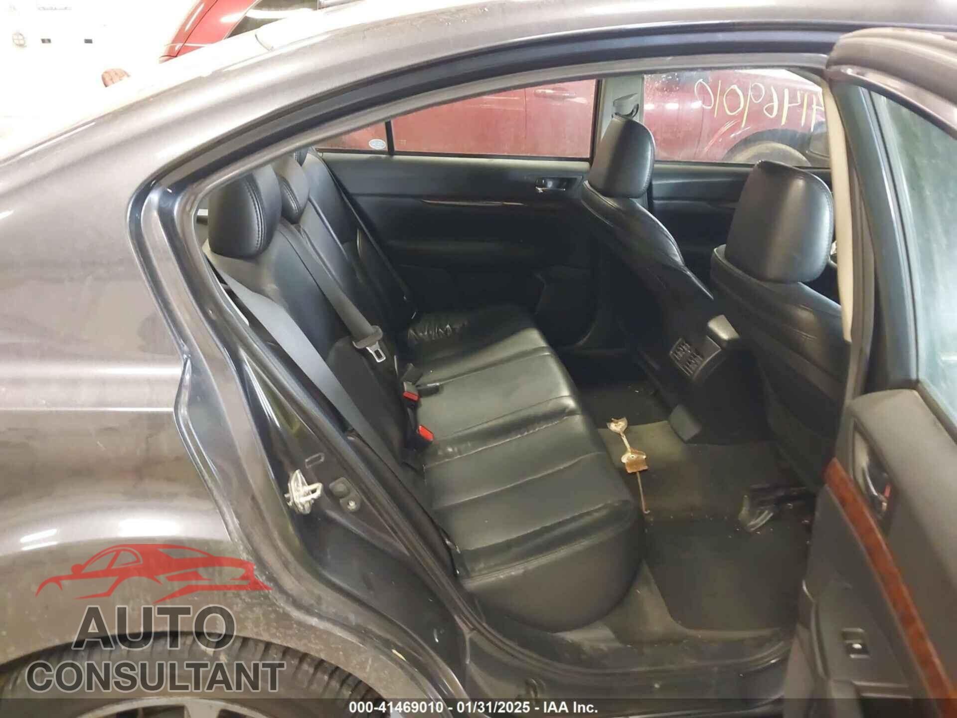 SUBARU LEGACY 2013 - 4S3BMEJ67D2008099