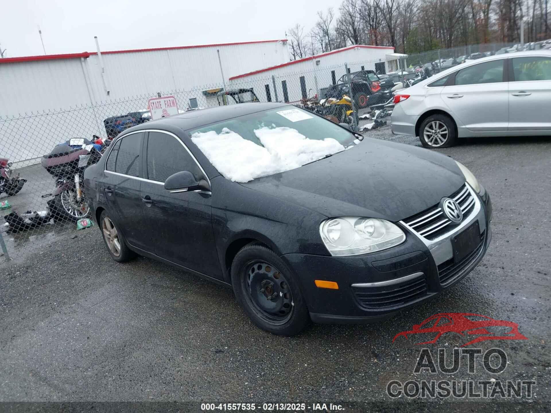 VOLKSWAGEN JETTA 2009 - 3VWRM71K99M176265