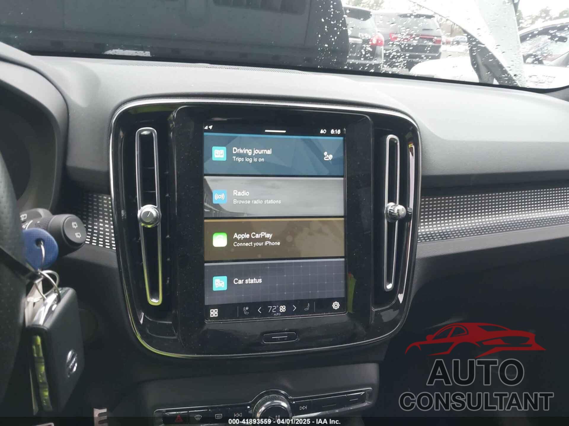 VOLVO XC40 RECHARGE PURE ELECTRIC 2021 - YV4ED3UR4M2525316