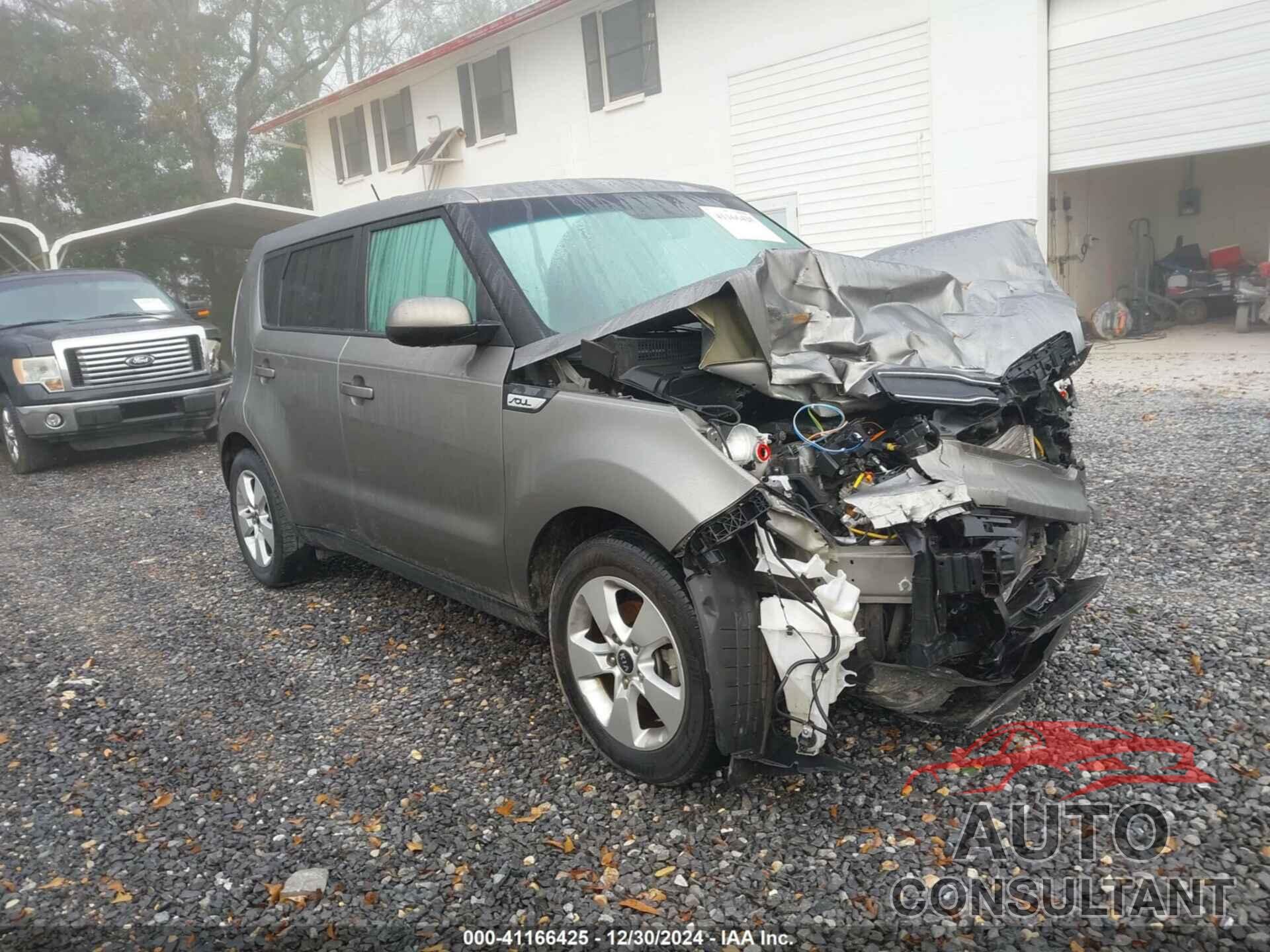 KIA SOUL 2017 - KNDJN2A2XH7462327