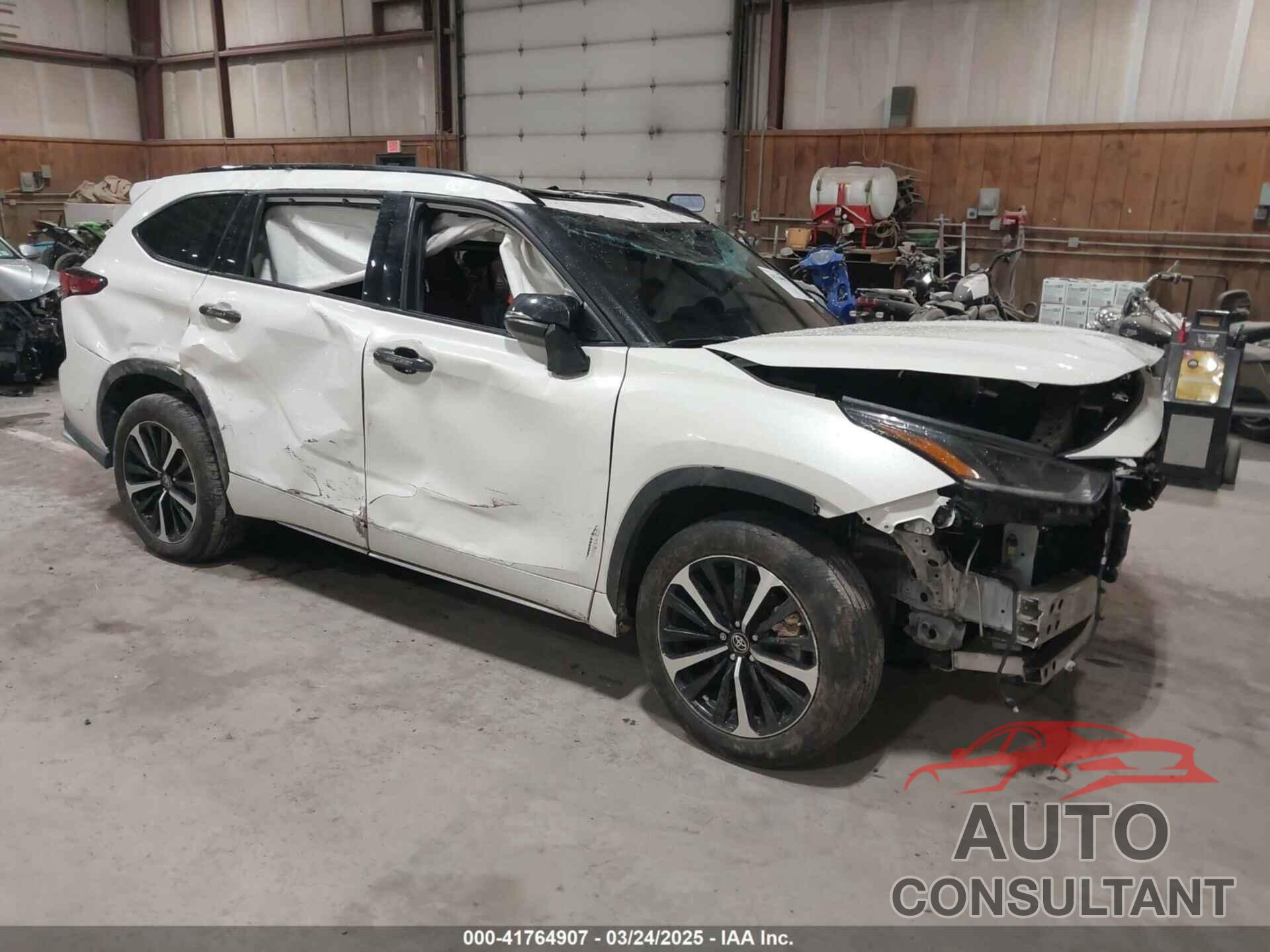TOYOTA HIGHLANDER 2021 - 5TDJZRBH3MS096534